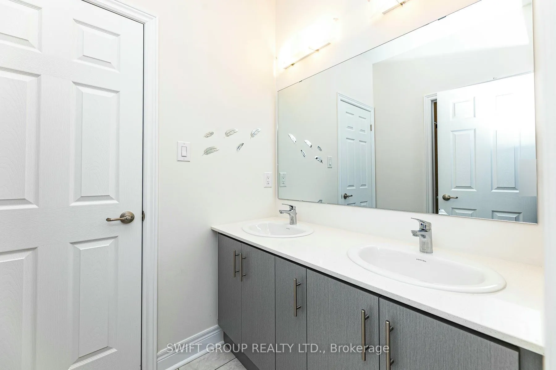 Photo 35 of 27 Keyworth Crescent, Brampton, Sandringham-Wellington North — HOMEH