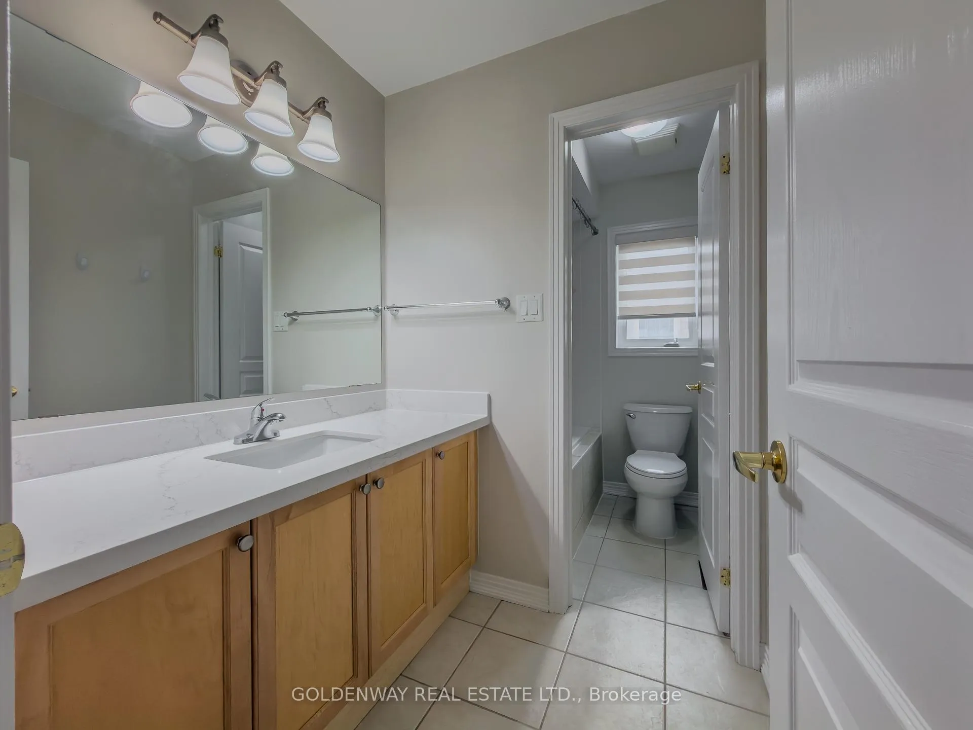 Photo 37 of 33 Nichols Boulevard, Markham, Cachet — HOMEH