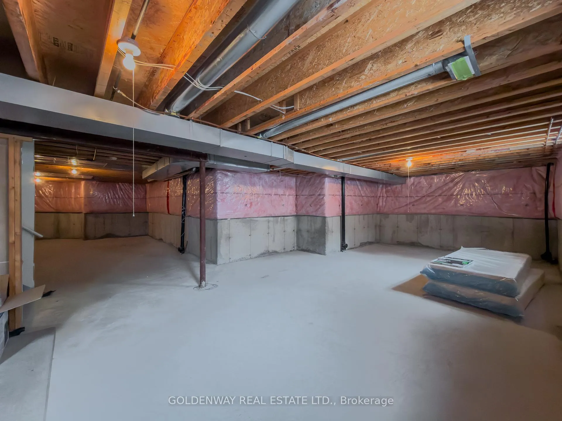 Photo 42 of 33 Nichols Boulevard, Markham, Cachet — HOMEH