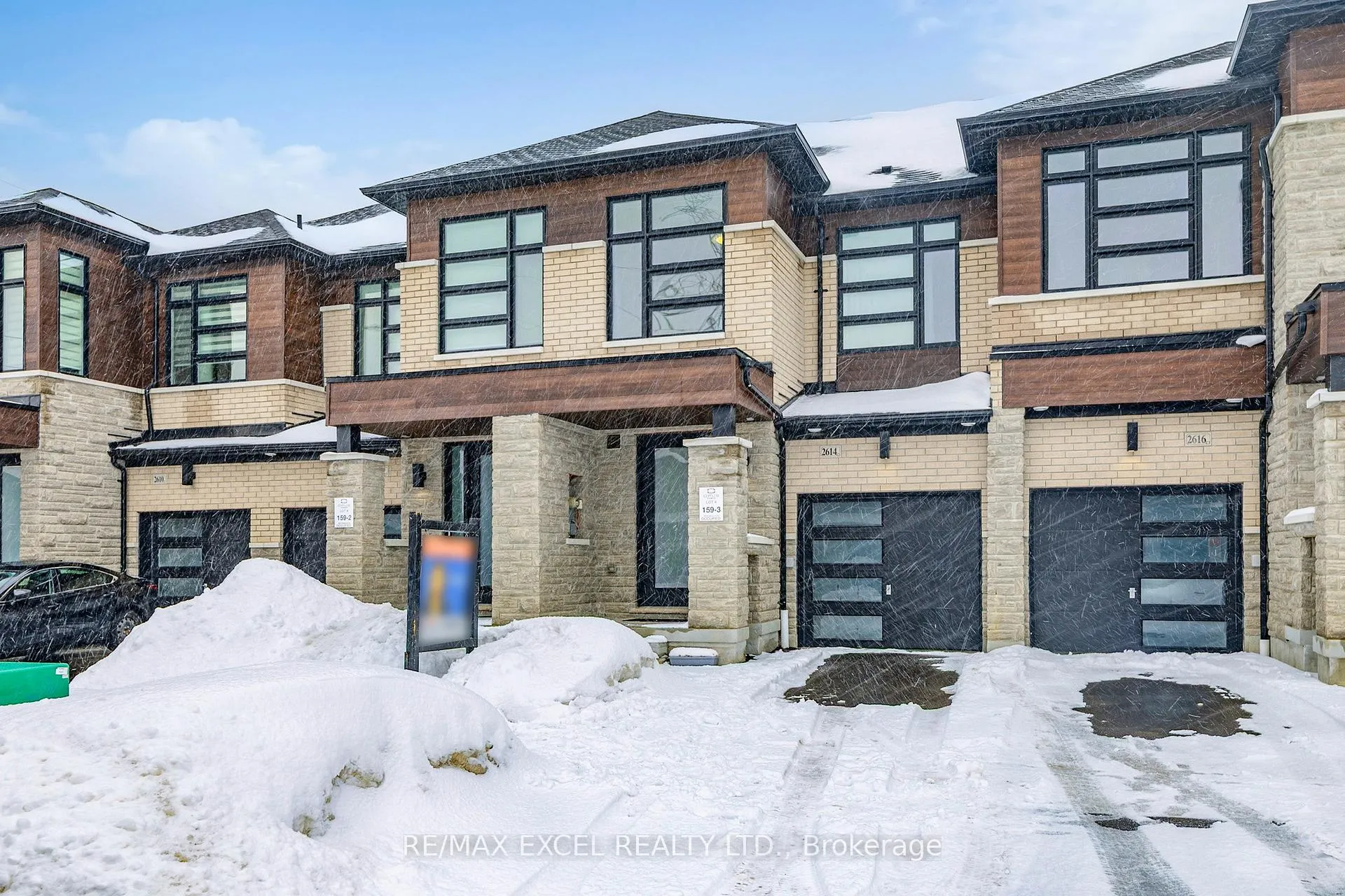 Photo 1 of 2614 Hibiscus Drive, Pickering, Rural Pickering — HOMEH