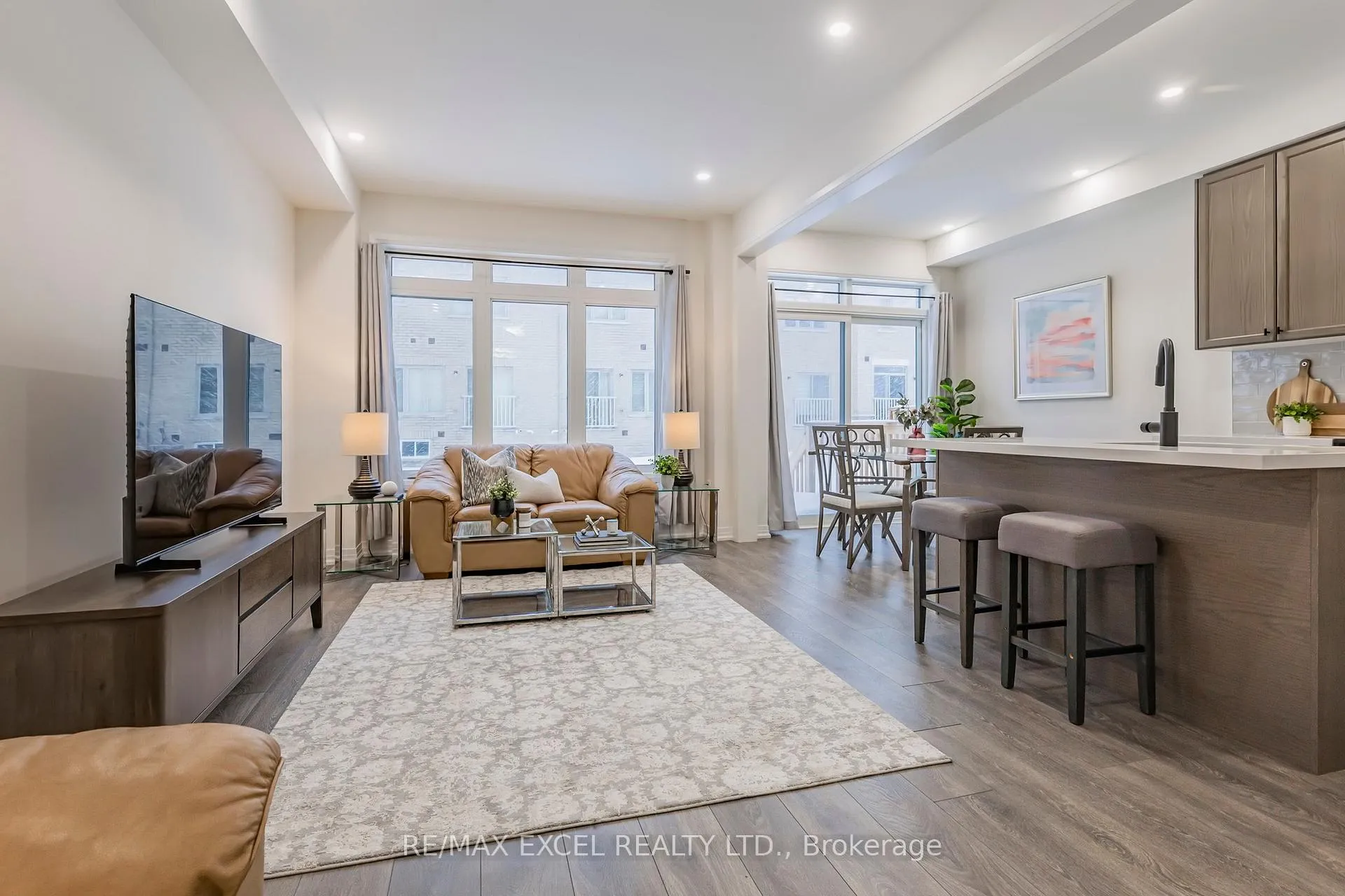 Photo 8 of 2614 Hibiscus Drive, Pickering, Rural Pickering — HOMEH