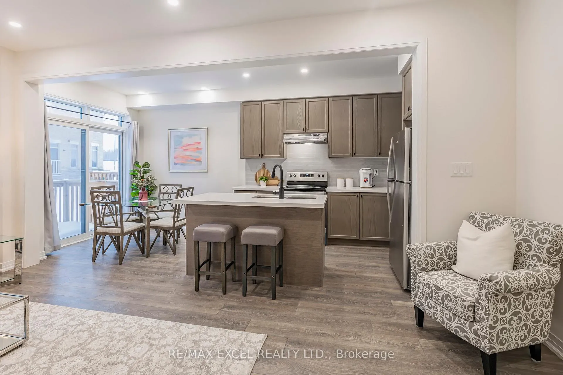 Photo 13 of 2614 Hibiscus Drive, Pickering, Rural Pickering — HOMEH