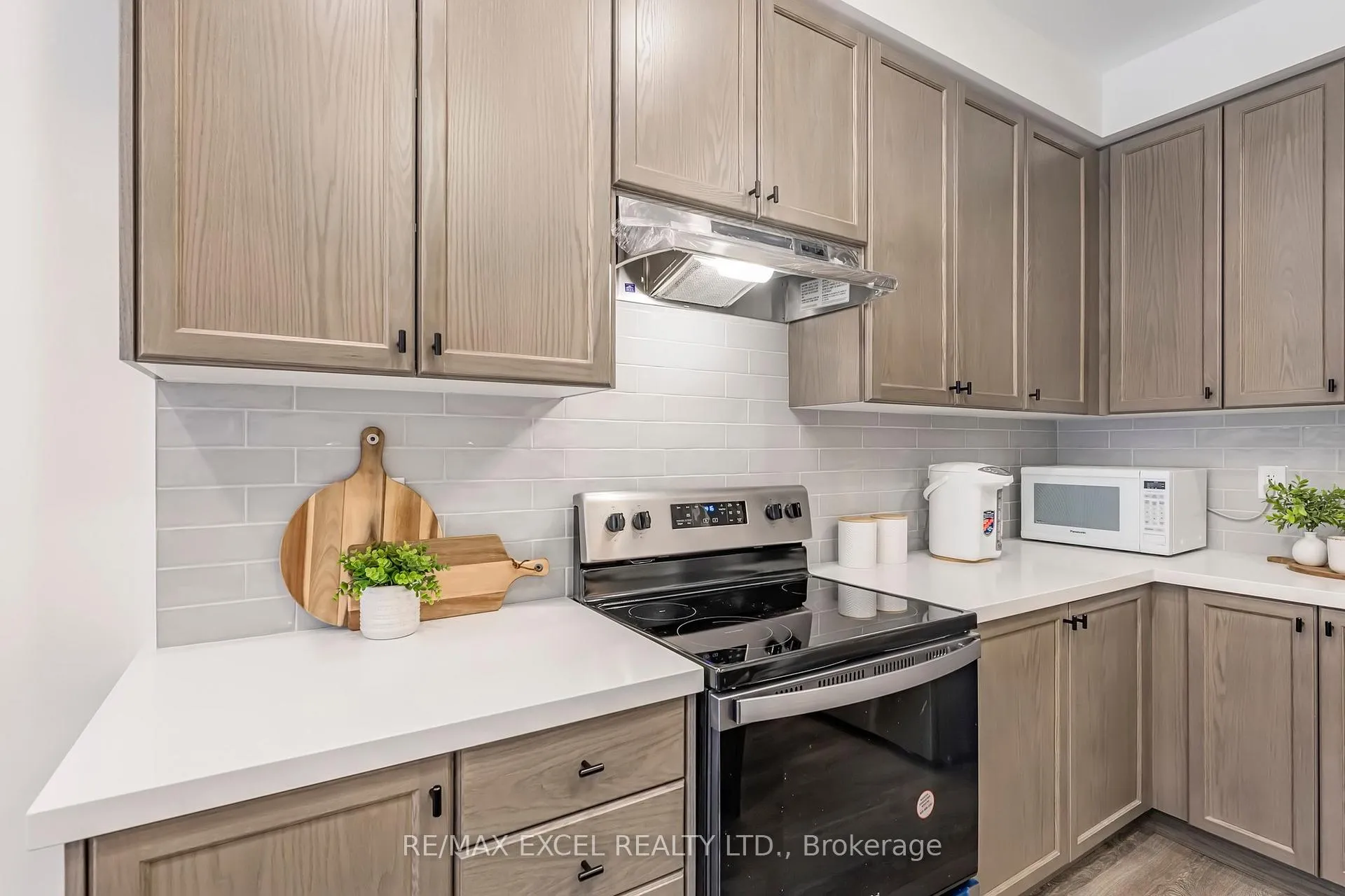 Photo 17 of 2614 Hibiscus Drive, Pickering, Rural Pickering — HOMEH