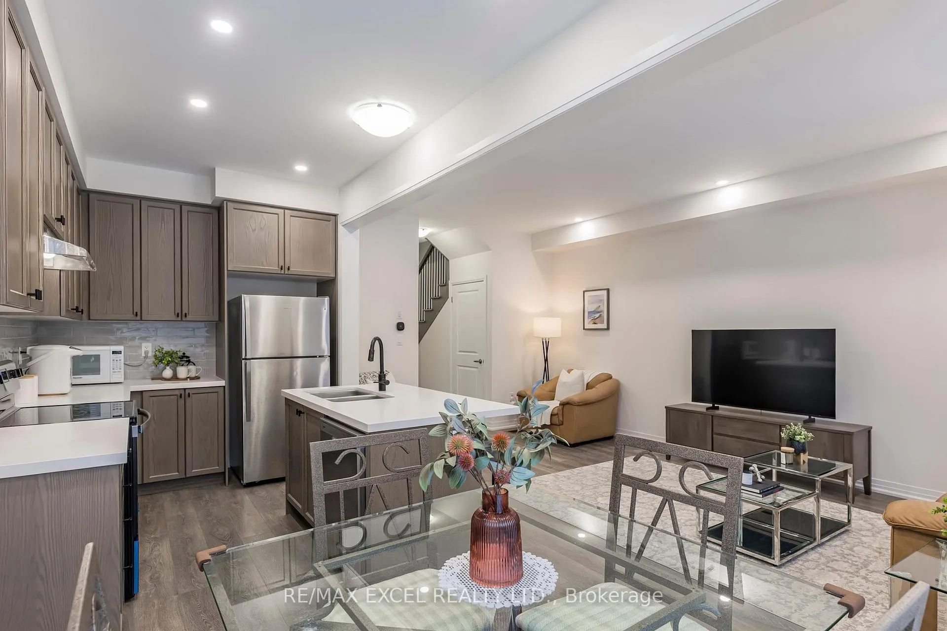 Photo 20 of 2614 Hibiscus Drive, Pickering, Rural Pickering — HOMEH