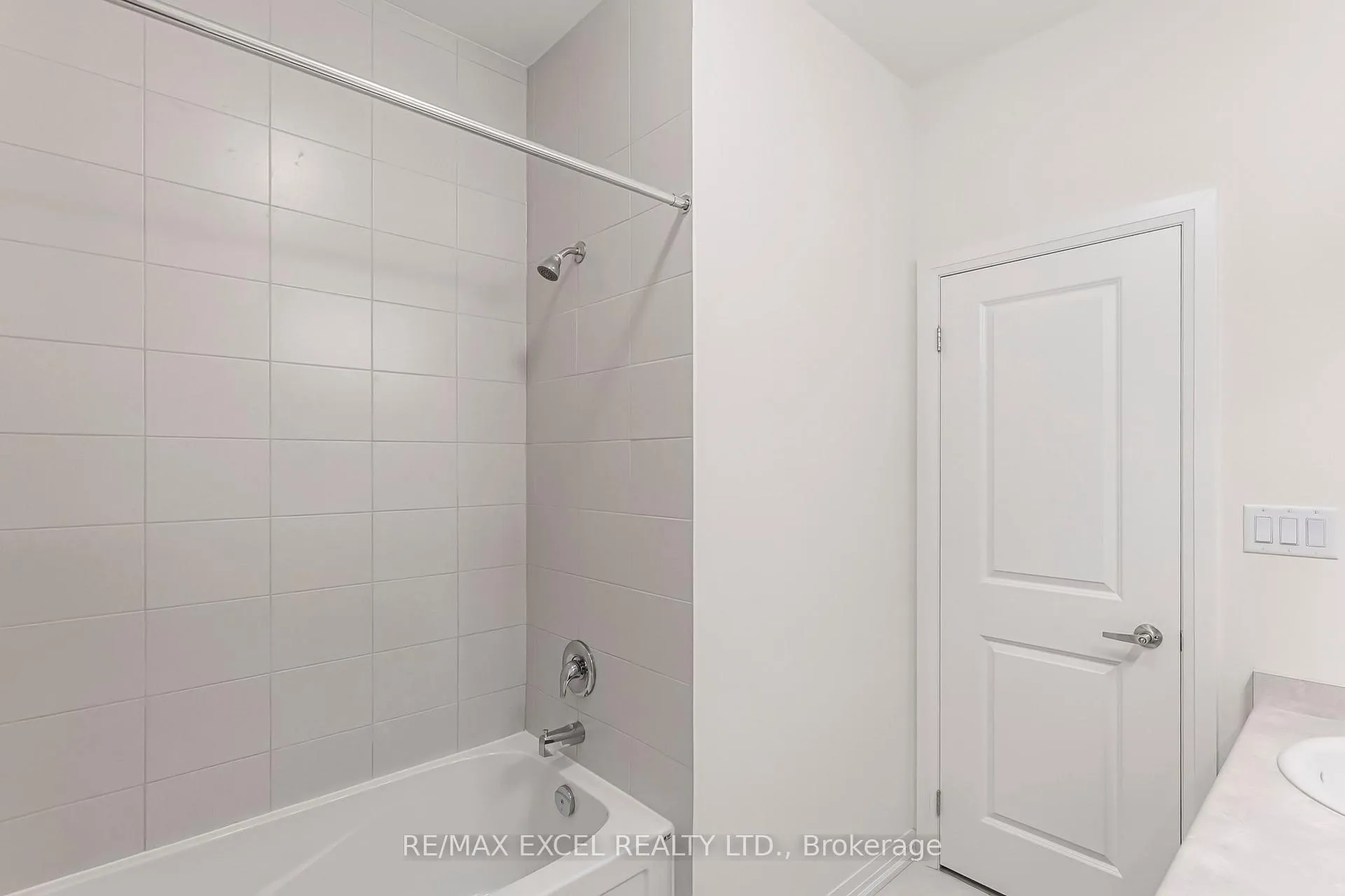 Photo 38 of 2614 Hibiscus Drive, Pickering, Rural Pickering — HOMEH