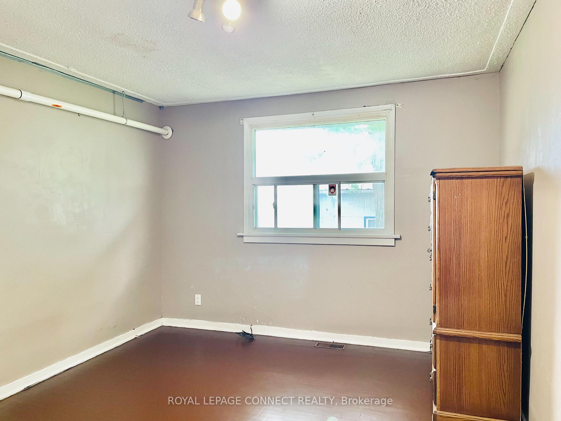 Photo 24 of 19470 Dufferin Street, King, Rural King — HOMEH