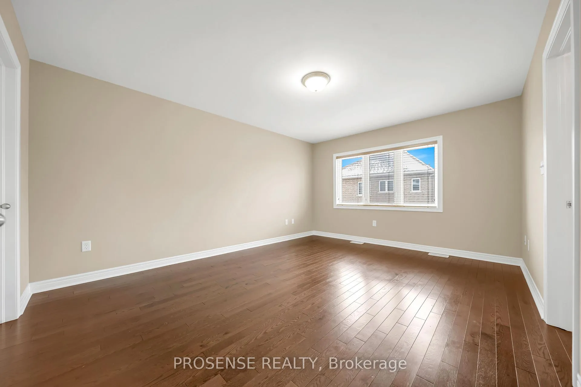 Photo 18 of 148 Finegan Circle, Brampton, Northwest Brampton — HOMEH