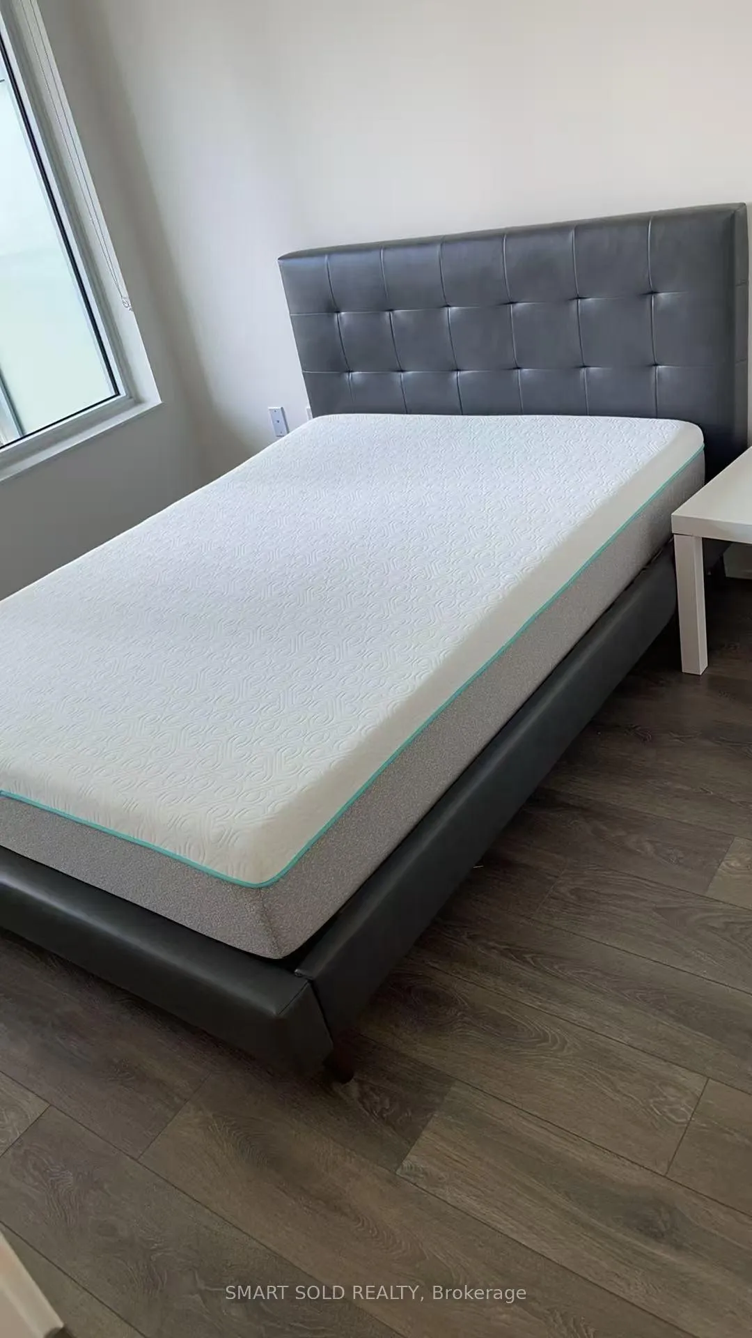 Photo 6 of Unit 1713, 195 Redpath Avenue E, Toronto, Mount Pleasant West — HOMEH