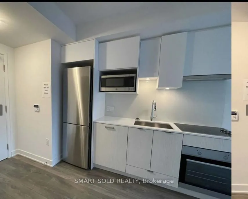 Photo 9 of Unit 1713, 195 Redpath Avenue E, Toronto, Mount Pleasant West — HOMEH