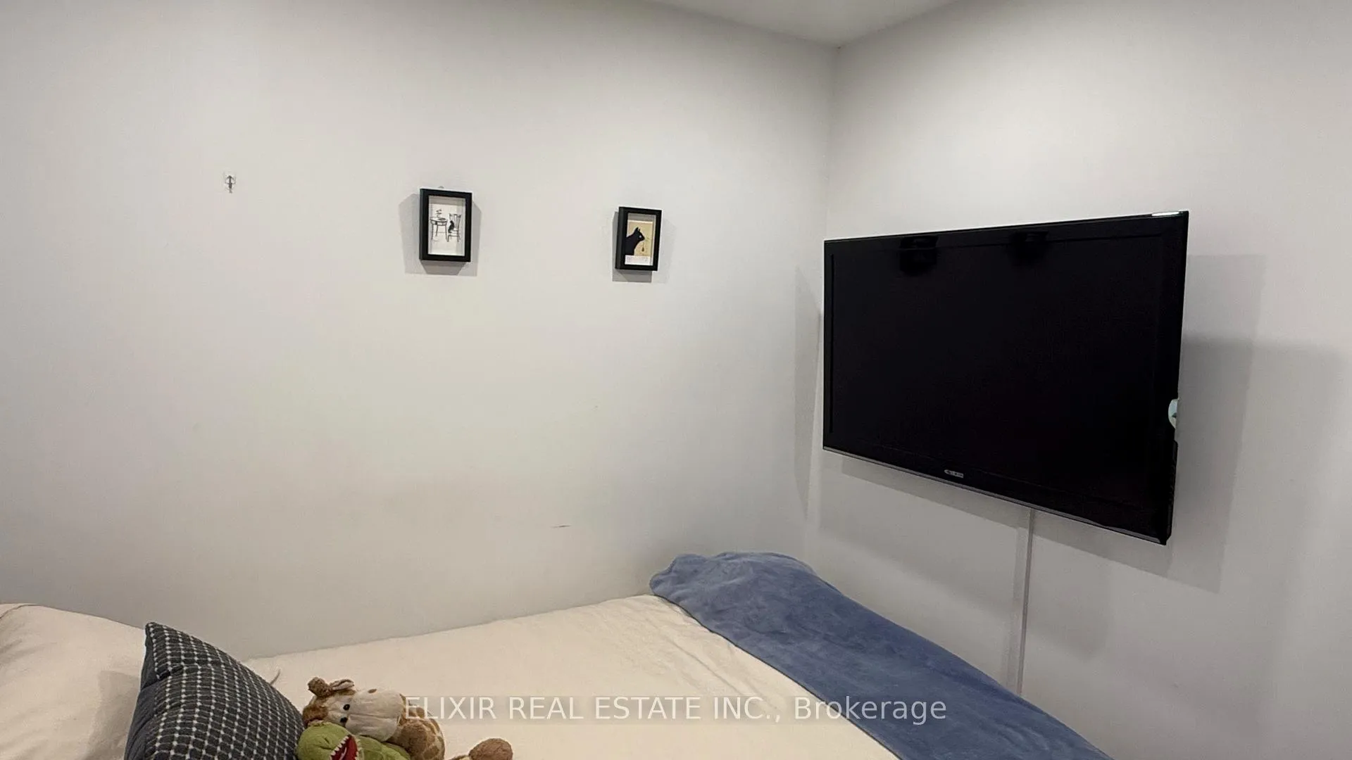 Photo 5 of Unit Basement, 147 Lansdowne Avenue, Toronto, Roncesvalles — HOMEH