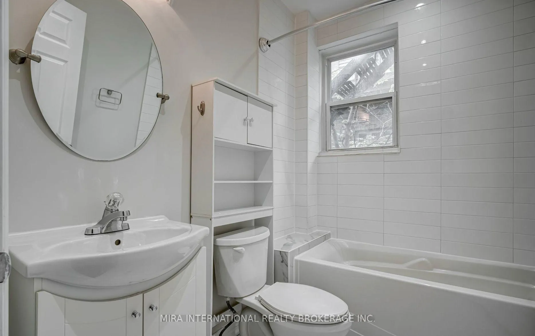Photo 4 of Unit 202, 11 Laxton Avenue, Toronto, South Parkdale — HOMEH