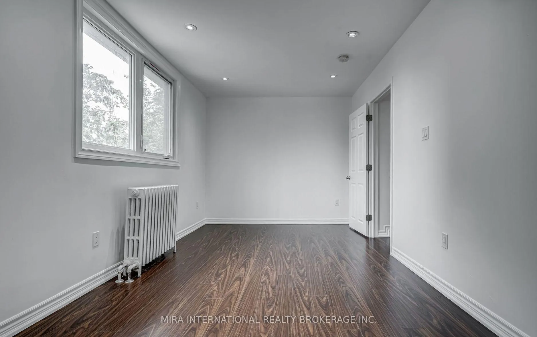 Photo 10 of Unit 202, 11 Laxton Avenue, Toronto, South Parkdale — HOMEH