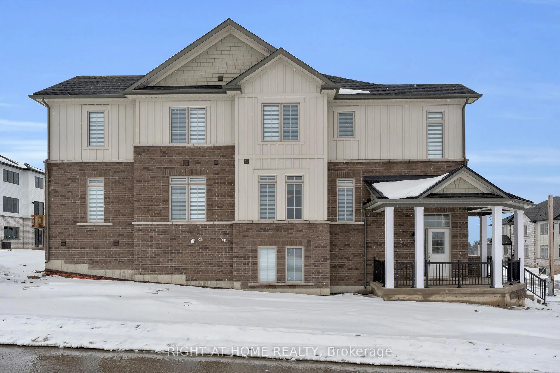 Photo 3 of 2420 Bushnell Street, Oshawa, Kedron — HOMEH