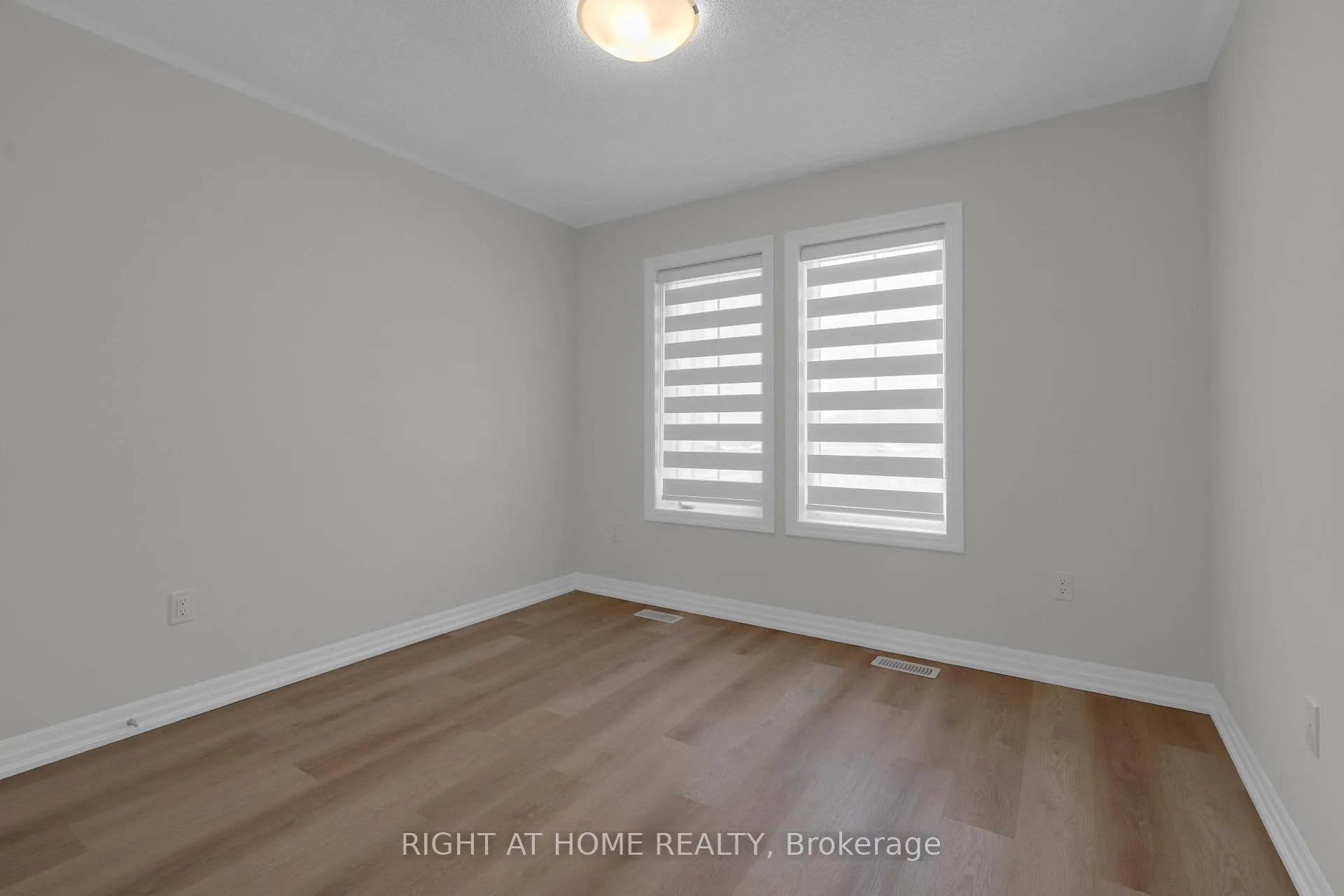 Photo 21 of 2420 Bushnell Street, Oshawa, Kedron — HOMEH