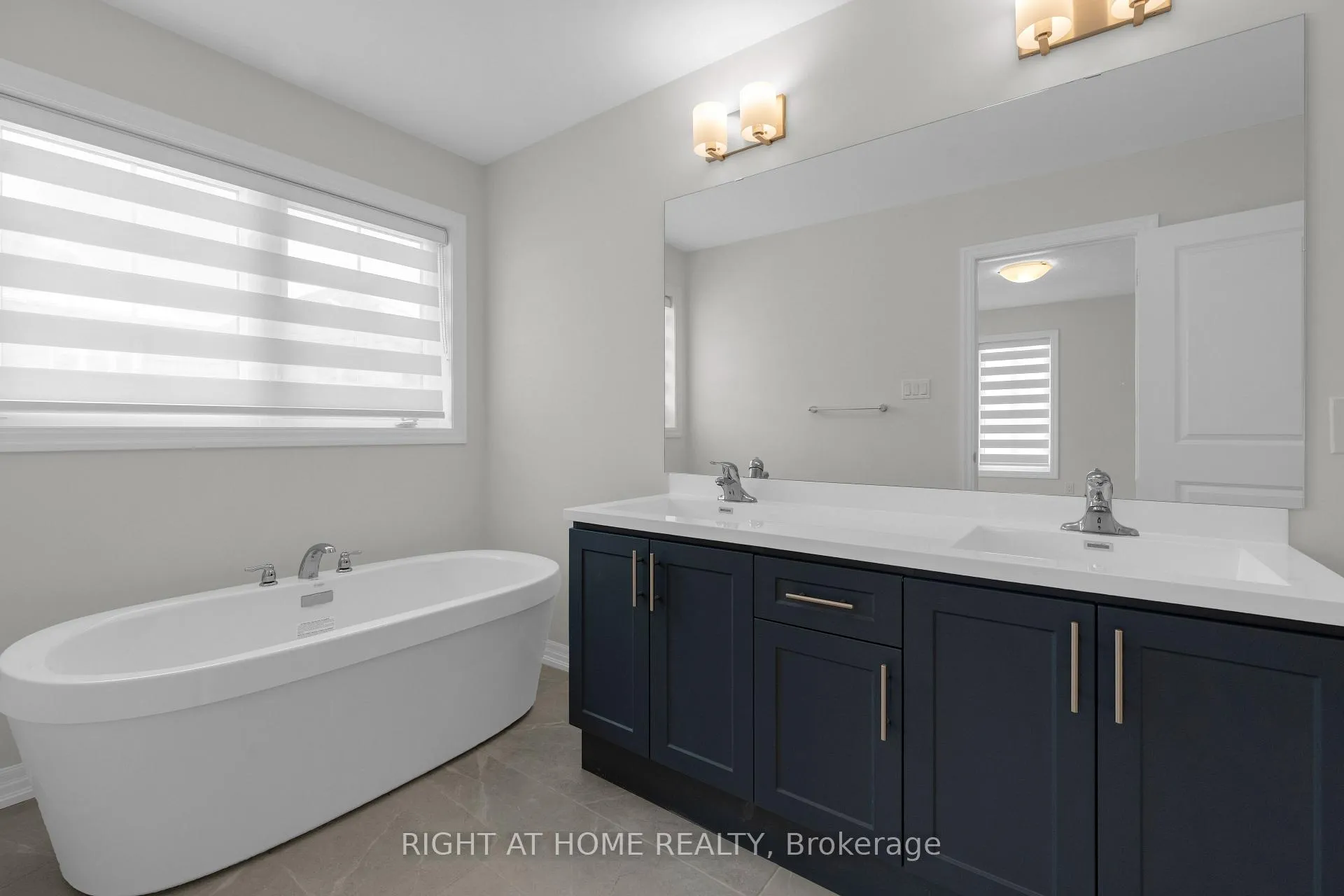 Photo 25 of 2420 Bushnell Street, Oshawa, Kedron — HOMEH