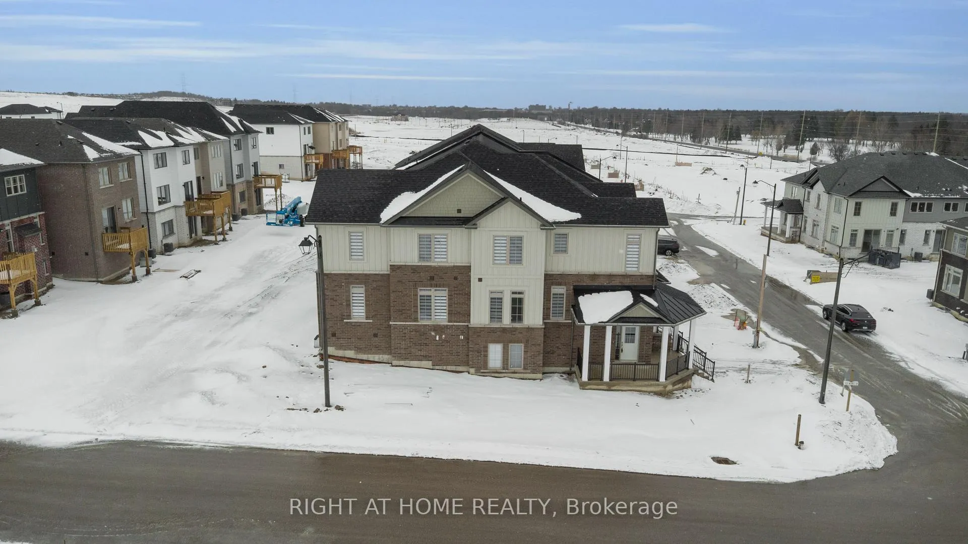 Photo 31 of 2420 Bushnell Street, Oshawa, Kedron — HOMEH