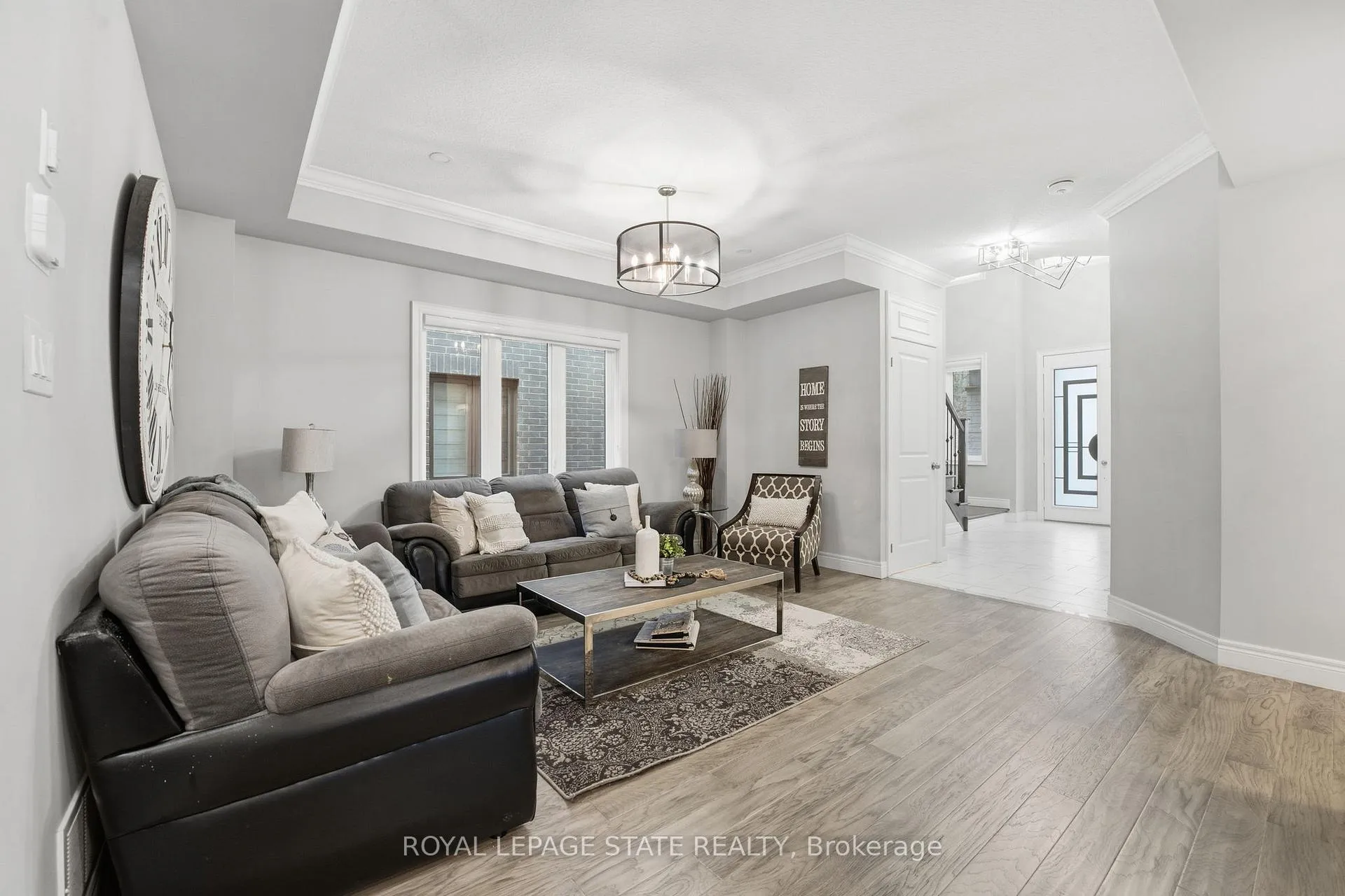 Photo 9 of 29 Roselawn Avenue, Hamilton, Ancaster — HOMEH