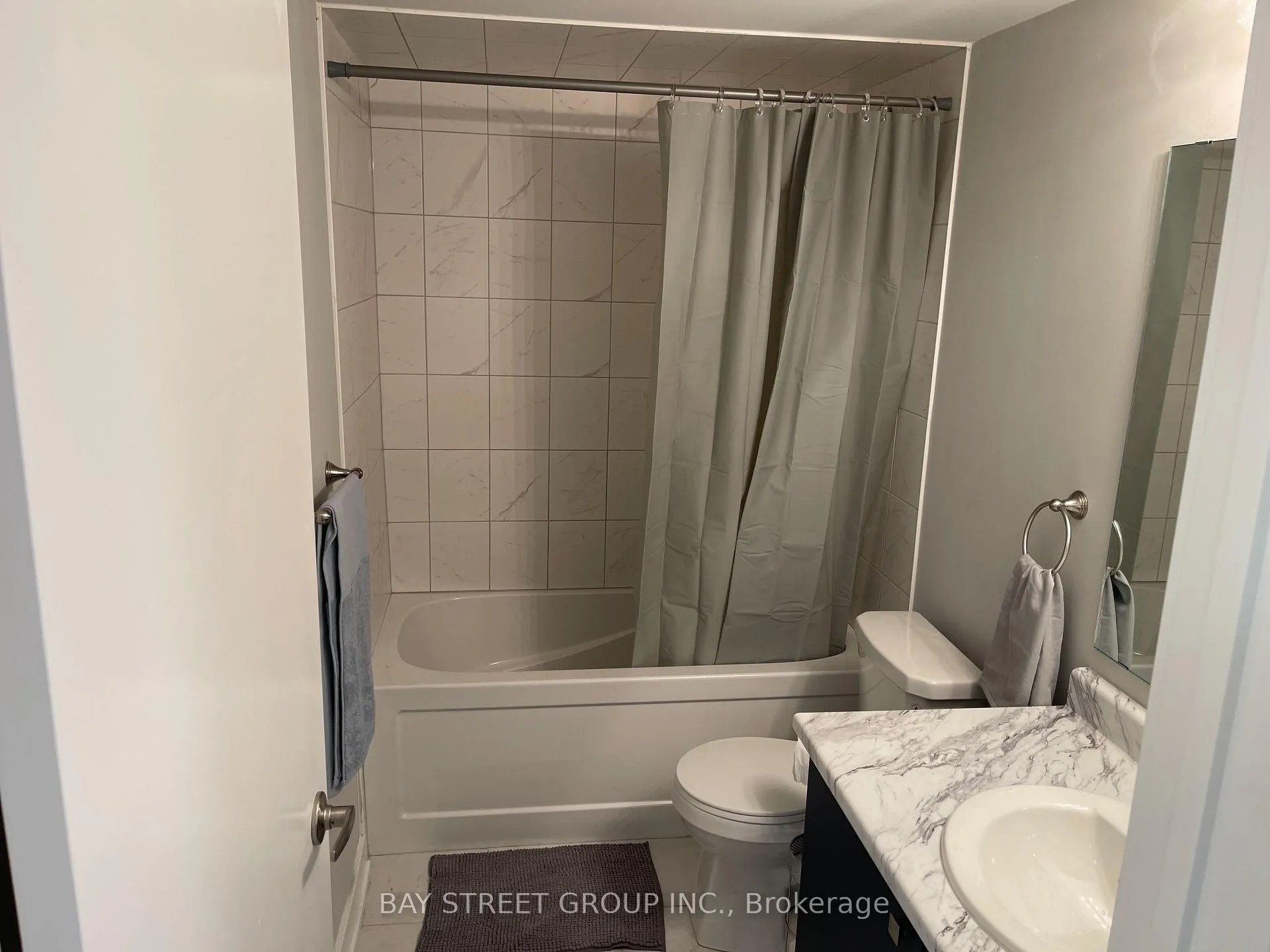 Photo 14 of 38 Winters Crescent, Collingwood — HOMEH