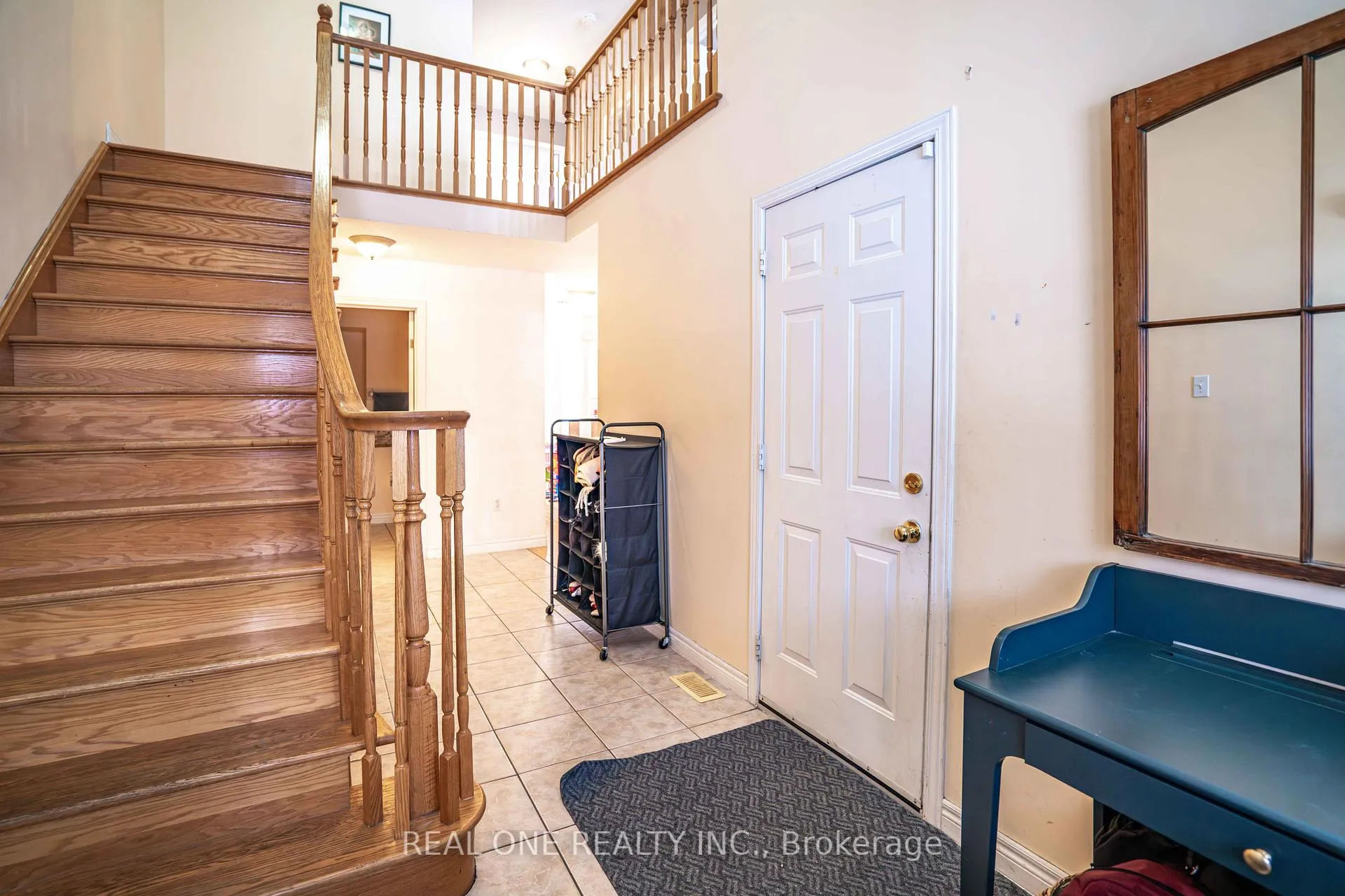 Photo 3 of 744 Brandenburg Boulevard, Waterloo, Clair Hills — HOMEH