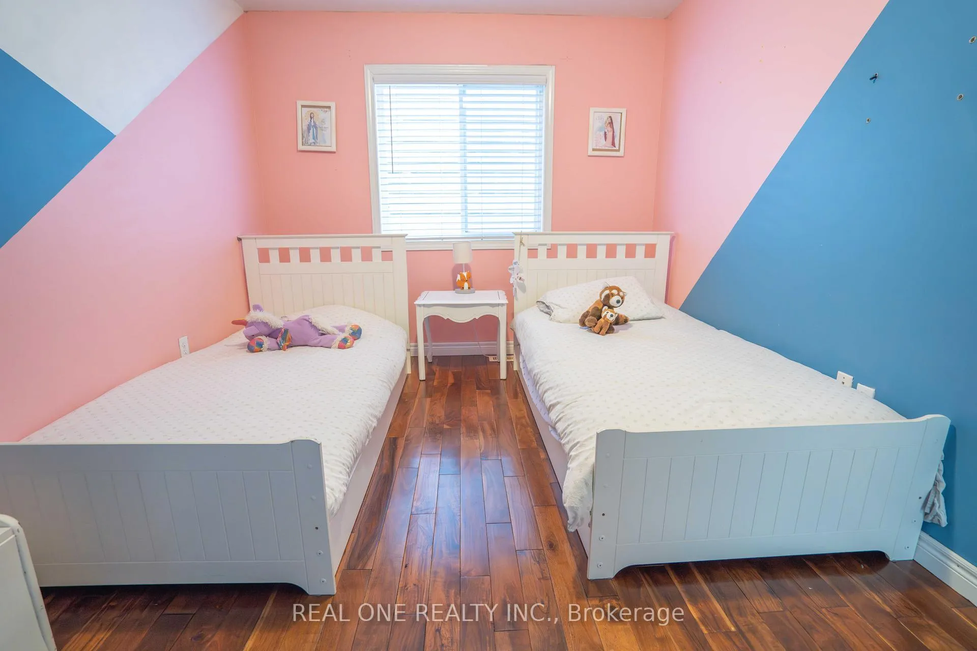 Photo 21 of 744 Brandenburg Boulevard, Waterloo, Clair Hills — HOMEH