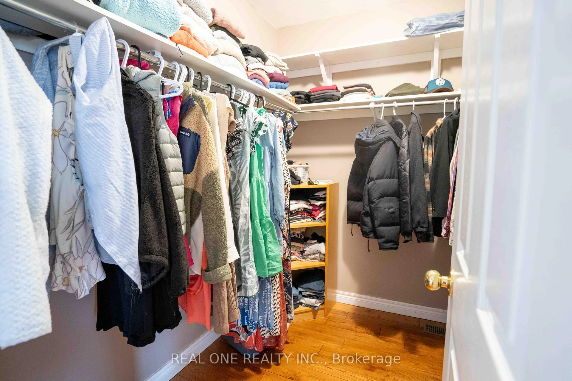 Photo 23 of 744 Brandenburg Boulevard, Waterloo, Clair Hills — HOMEH