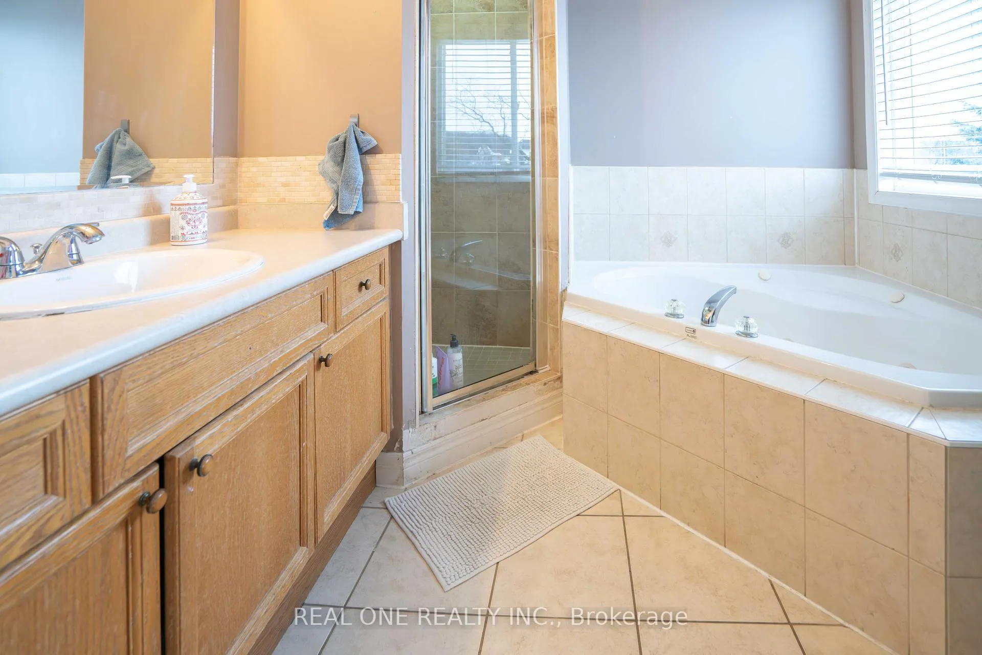 Photo 24 of 744 Brandenburg Boulevard, Waterloo, Clair Hills — HOMEH