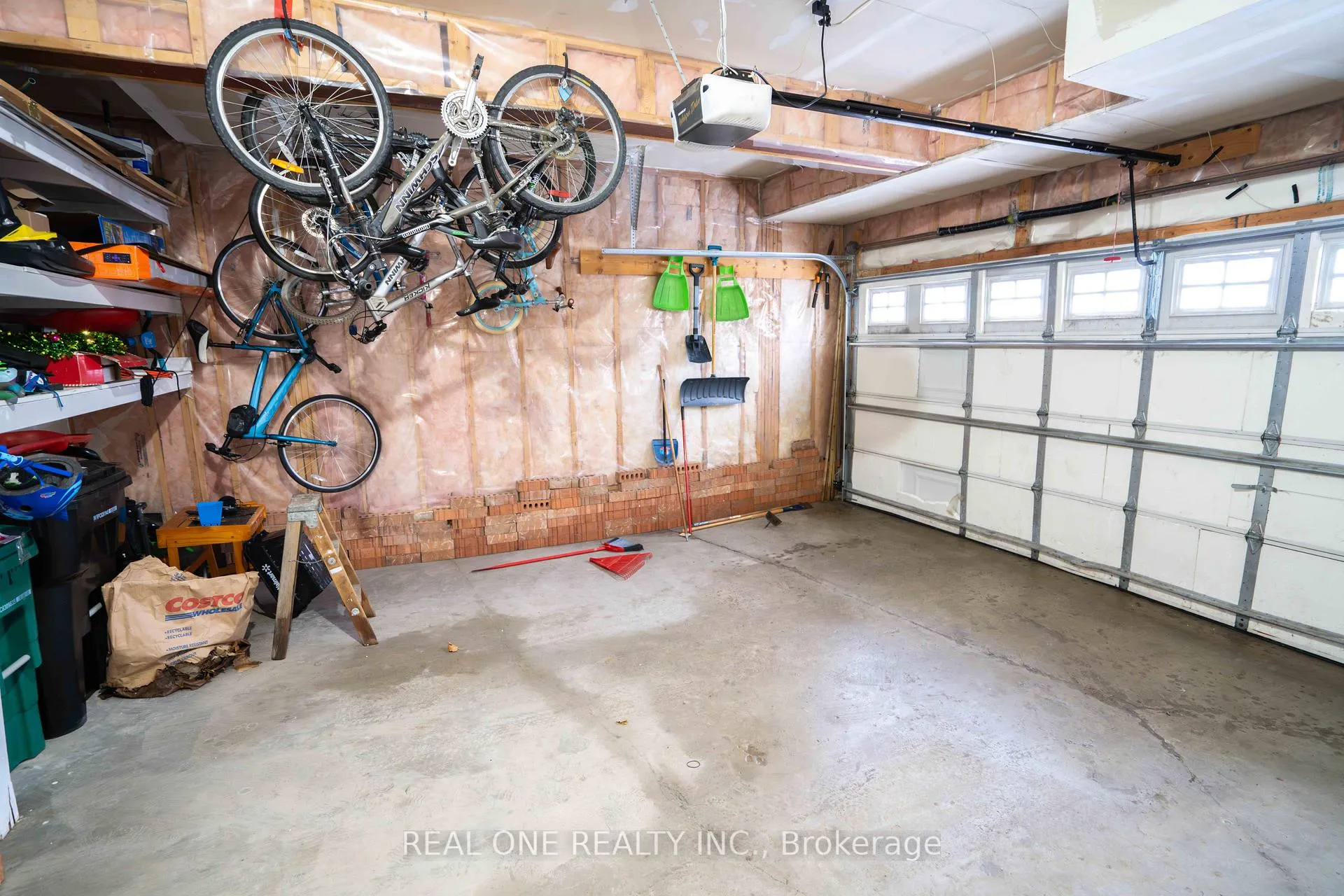 Photo 35 of 744 Brandenburg Boulevard, Waterloo, Clair Hills — HOMEH