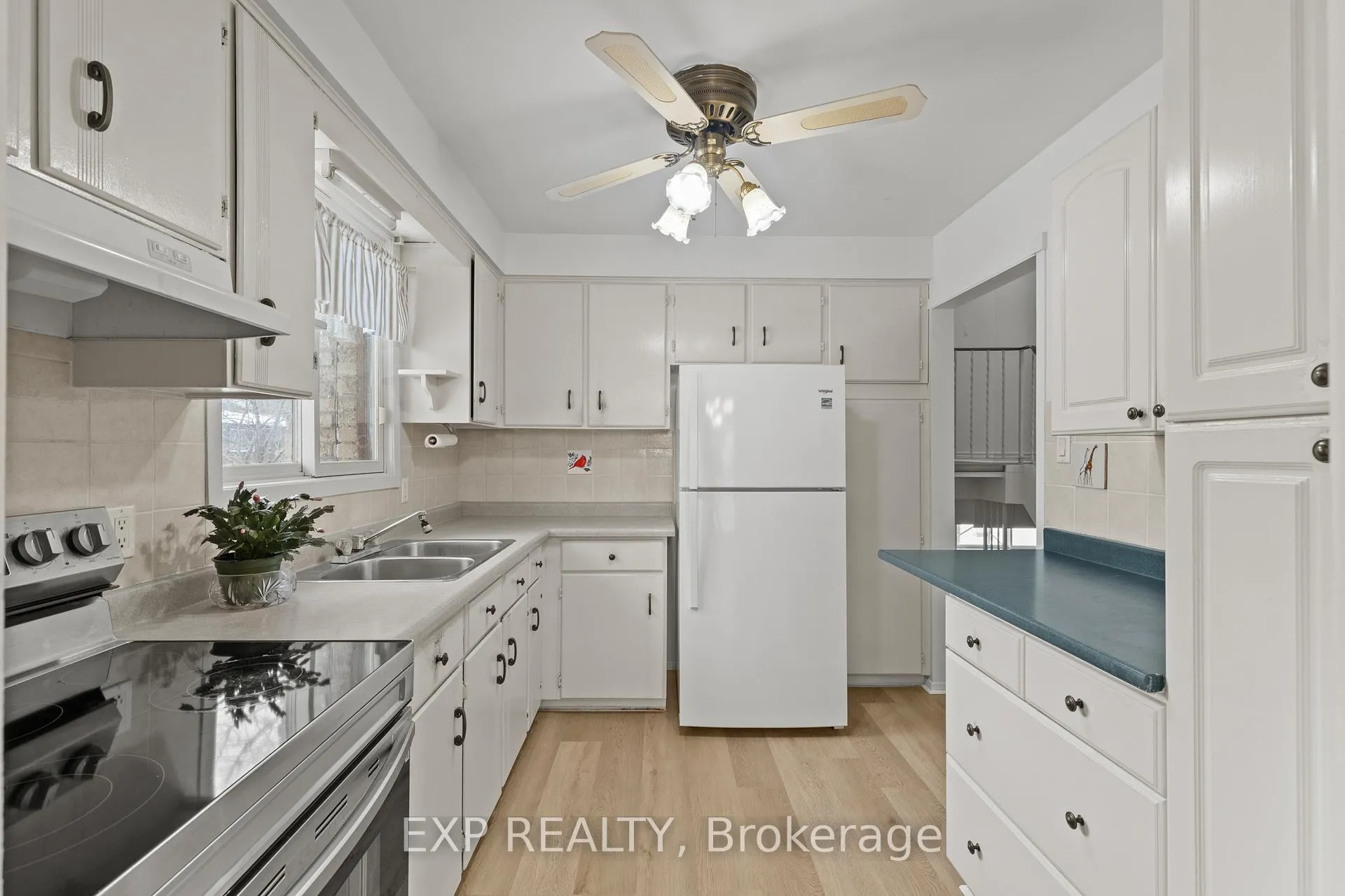 Photo 17 of 6176 Johnson Drive, Niagara Falls, Church's Lane — HOMEH