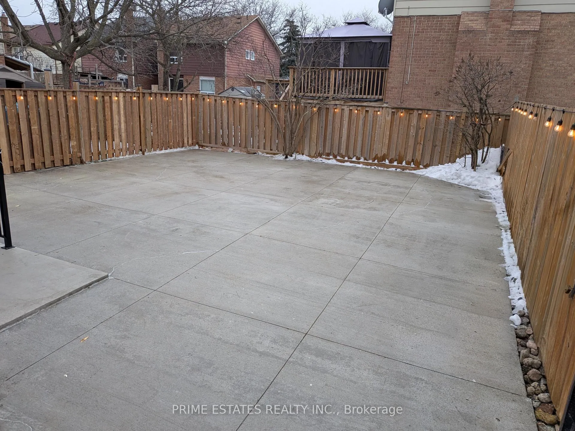 Photo 15 of 42 Gorsebrook Court, Brampton, Bram West — HOMEH