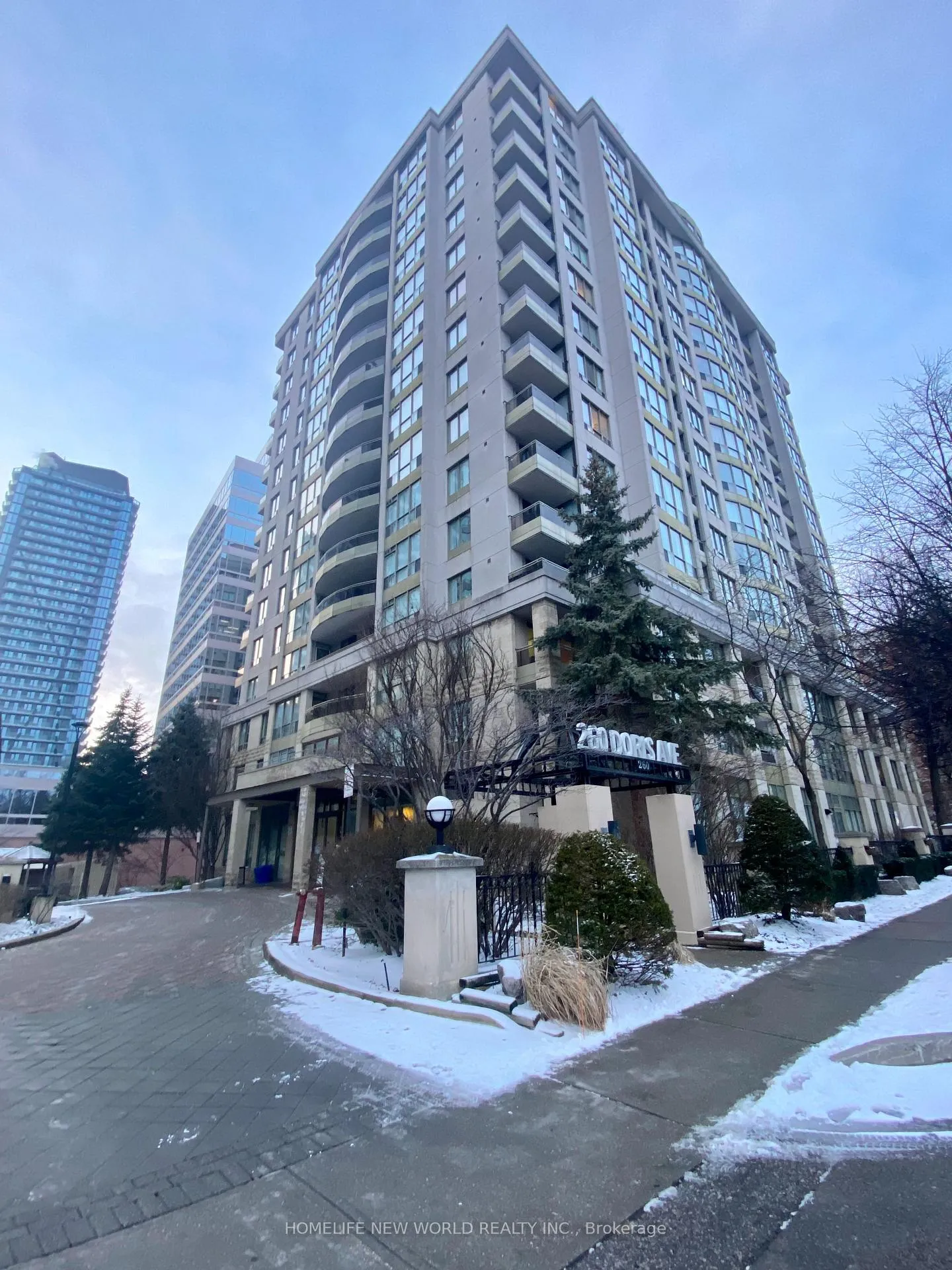 Front of Unit 502, 260 Doris Avenue