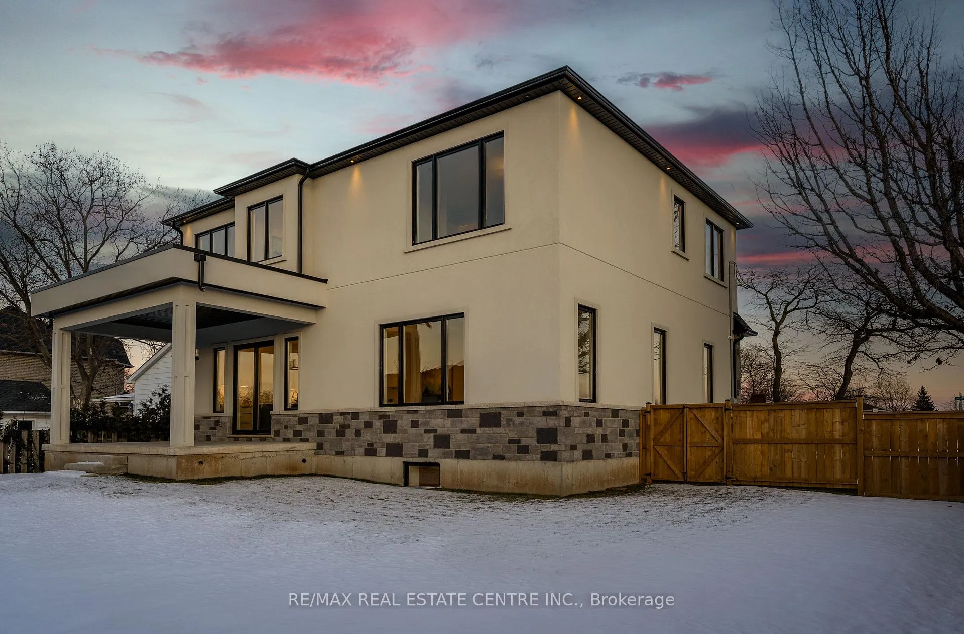 Photo 36 of 1 West Avenue, Hamilton, Winona — HOMEH