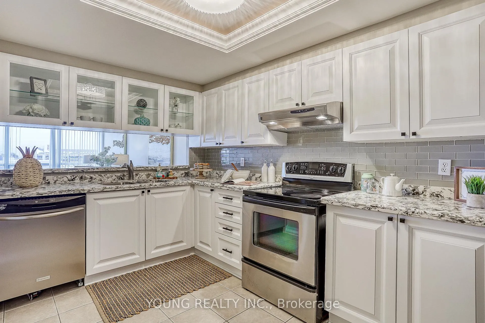 Photo 6 of Unit 305, 712 Rossland Road E, Whitby, Pringle Creek — HOMEH