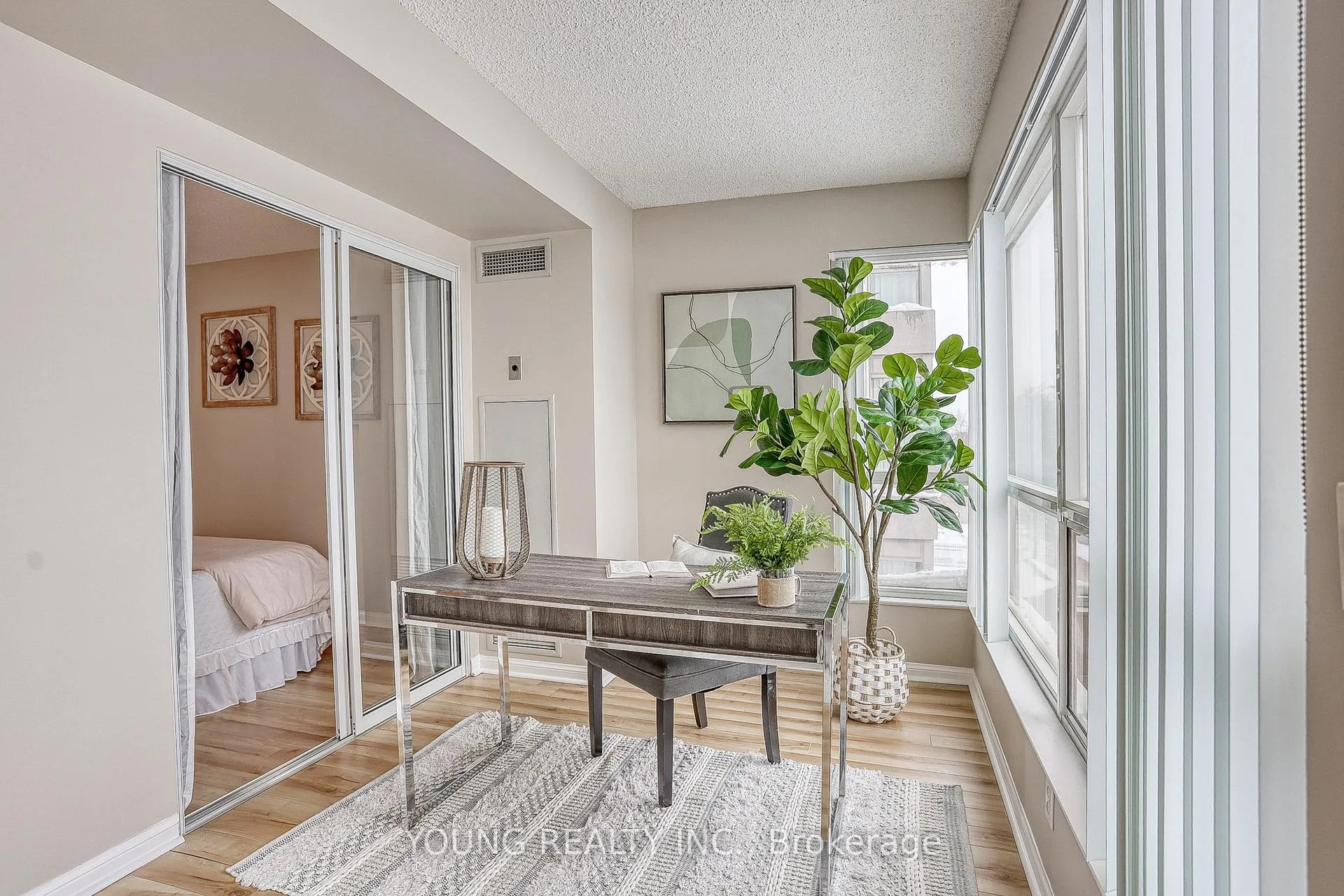 Photo 13 of Unit 305, 712 Rossland Road E, Whitby, Pringle Creek — HOMEH