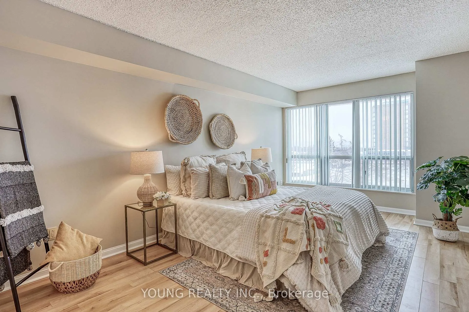 Photo 15 of Unit 305, 712 Rossland Road E, Whitby, Pringle Creek — HOMEH