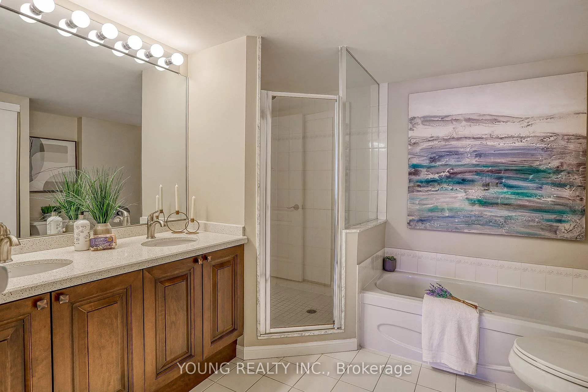 Photo 17 of Unit 305, 712 Rossland Road E, Whitby, Pringle Creek — HOMEH