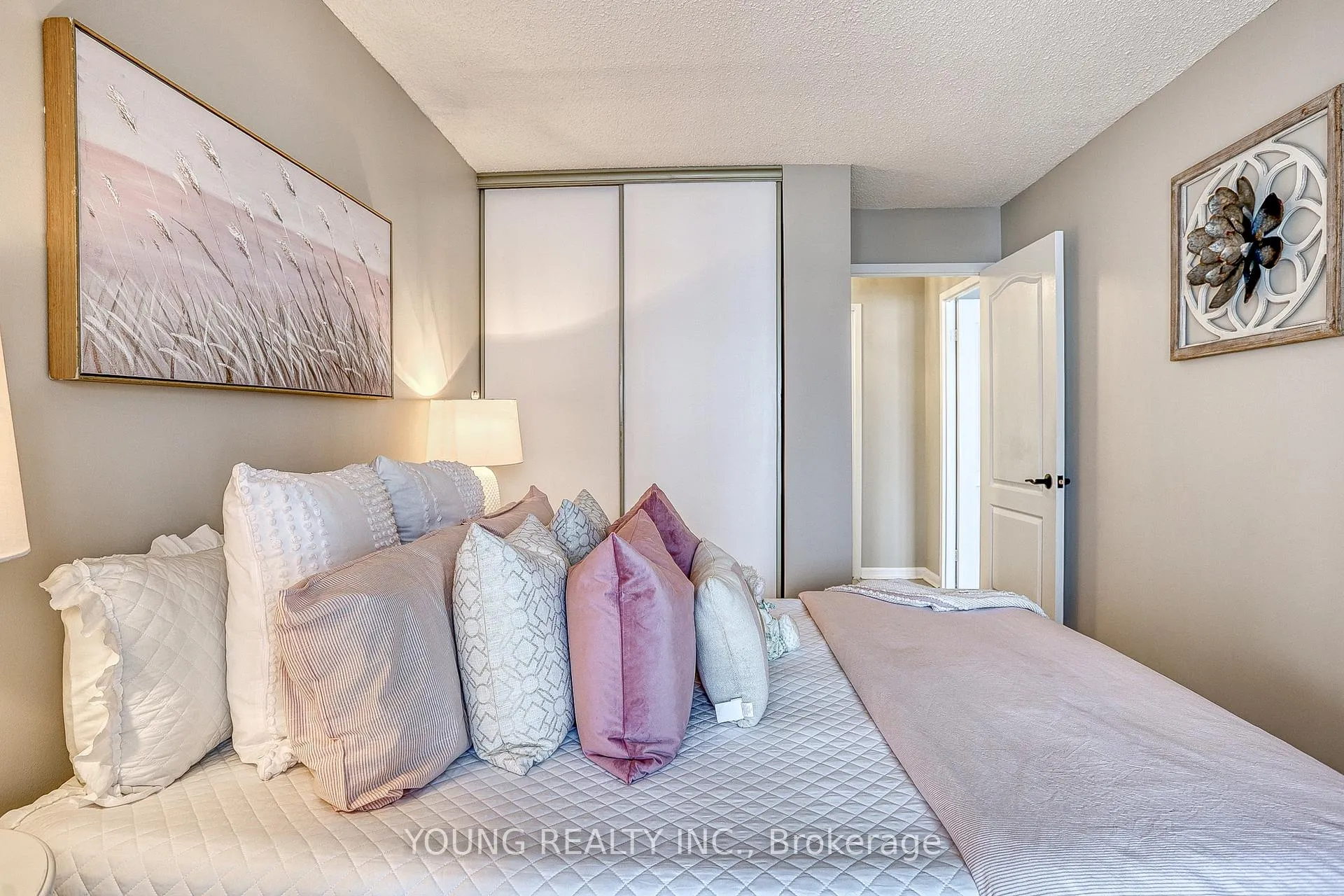 Photo 21 of Unit 305, 712 Rossland Road E, Whitby, Pringle Creek — HOMEH