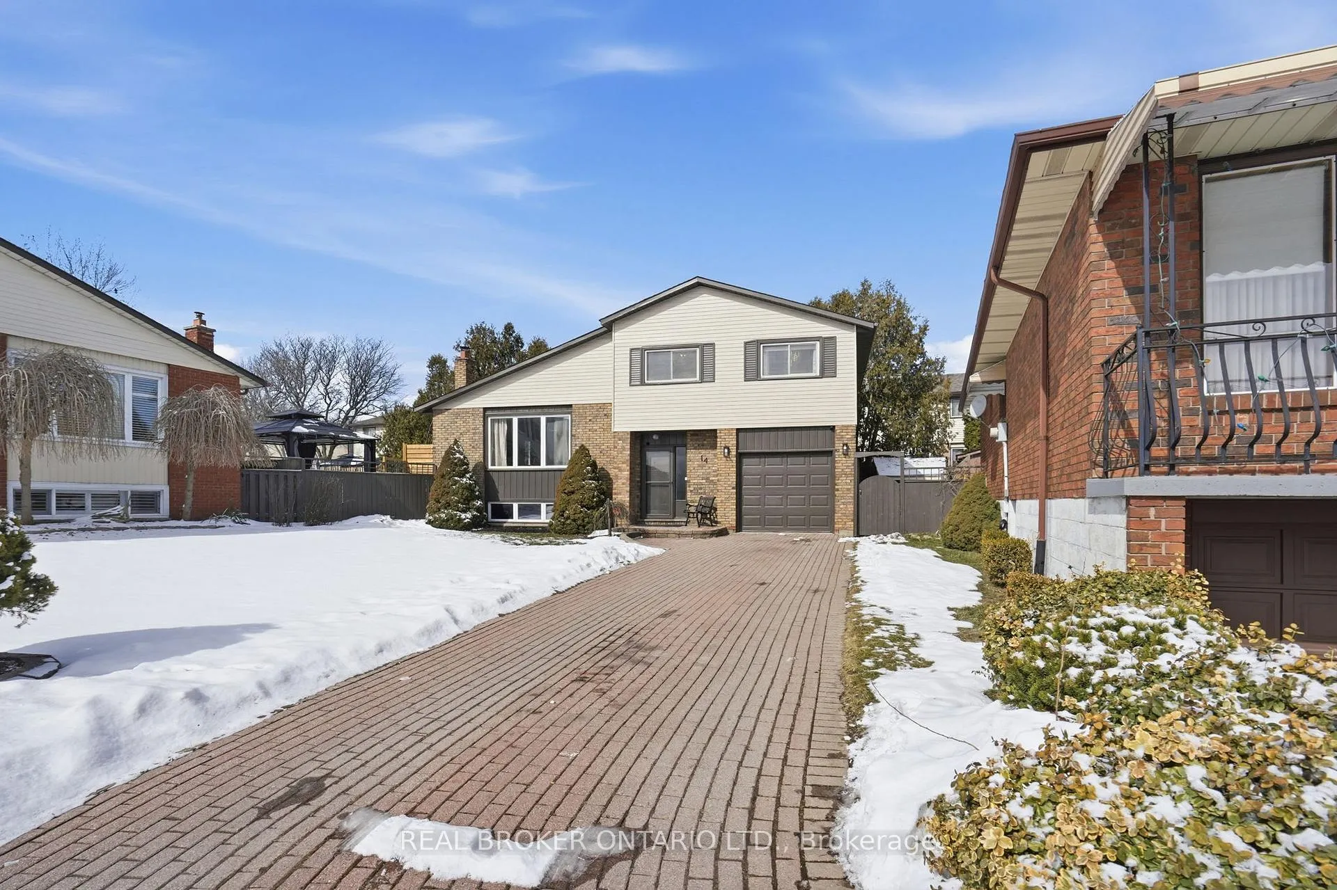 Photo 1 of 14 Basin Crescent, Hamilton, Berrisfield — HOMEH