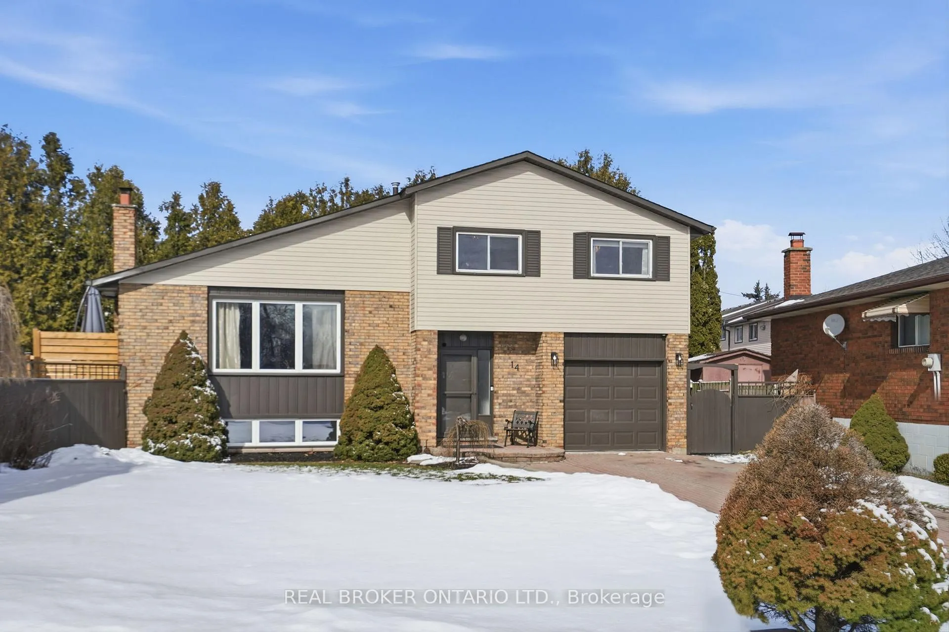 Photo 2 of 14 Basin Crescent, Hamilton, Berrisfield — HOMEH