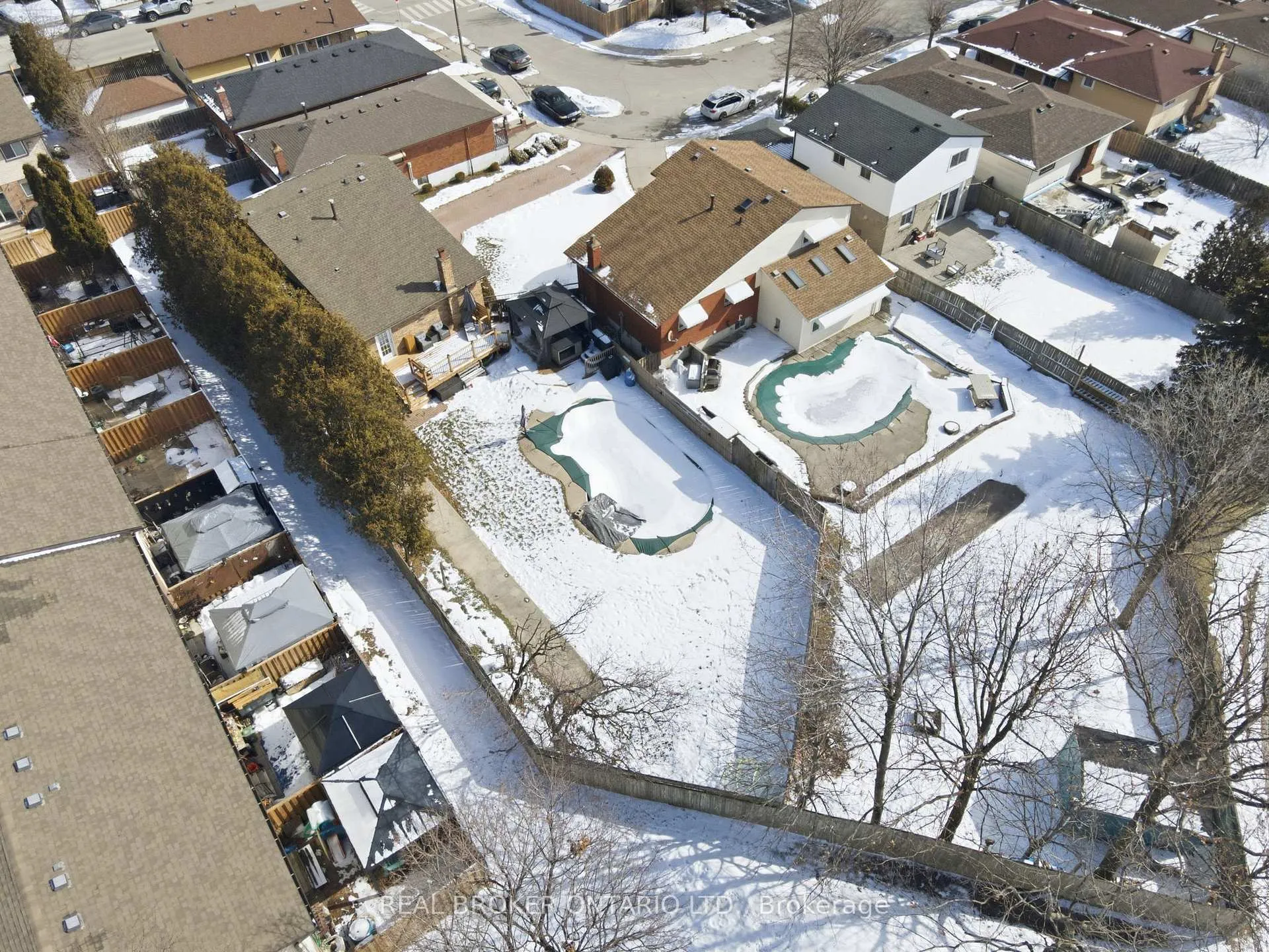 Photo 3 of 14 Basin Crescent, Hamilton, Berrisfield — HOMEH