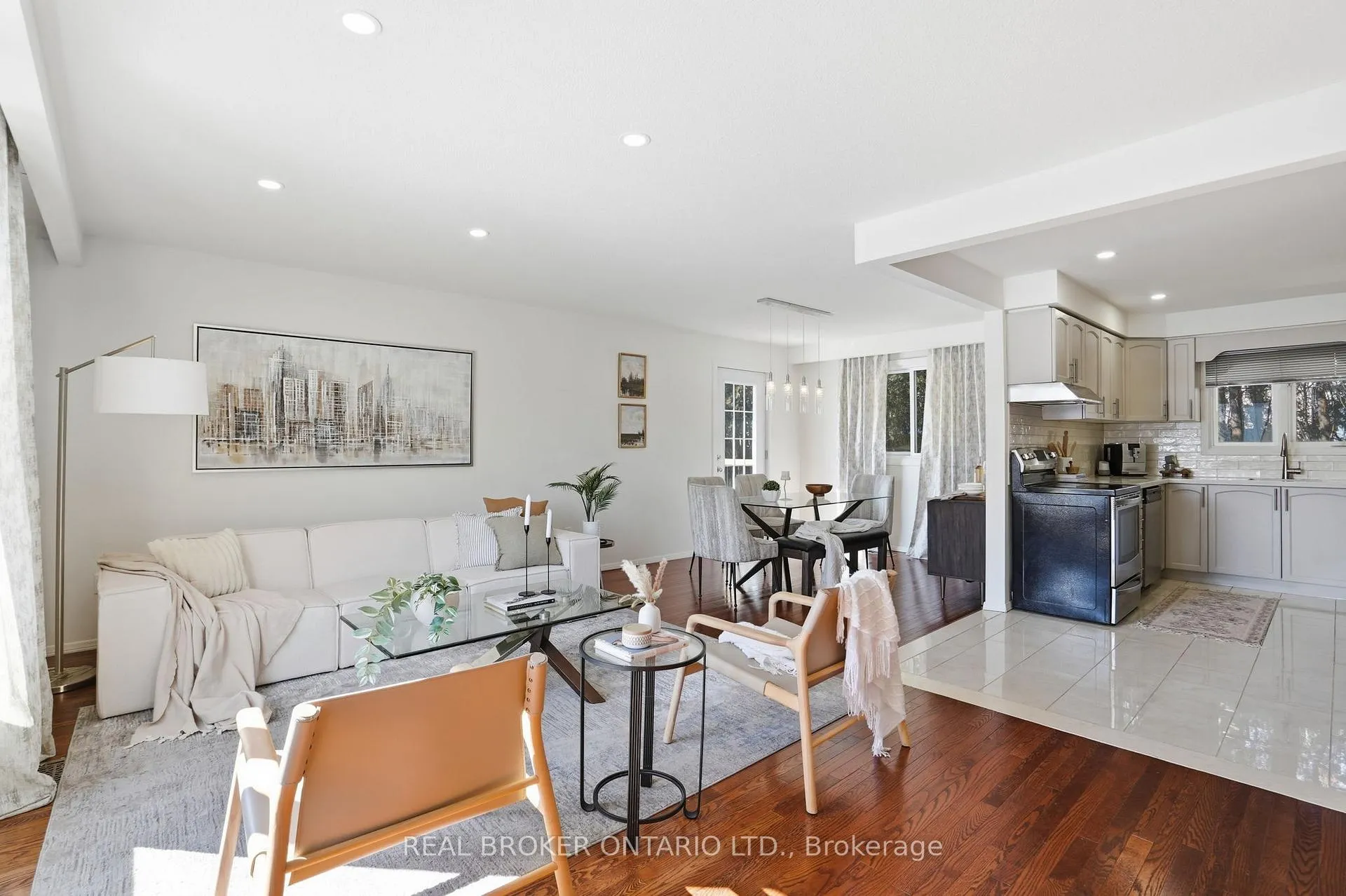 Photo 6 of 14 Basin Crescent, Hamilton, Berrisfield — HOMEH
