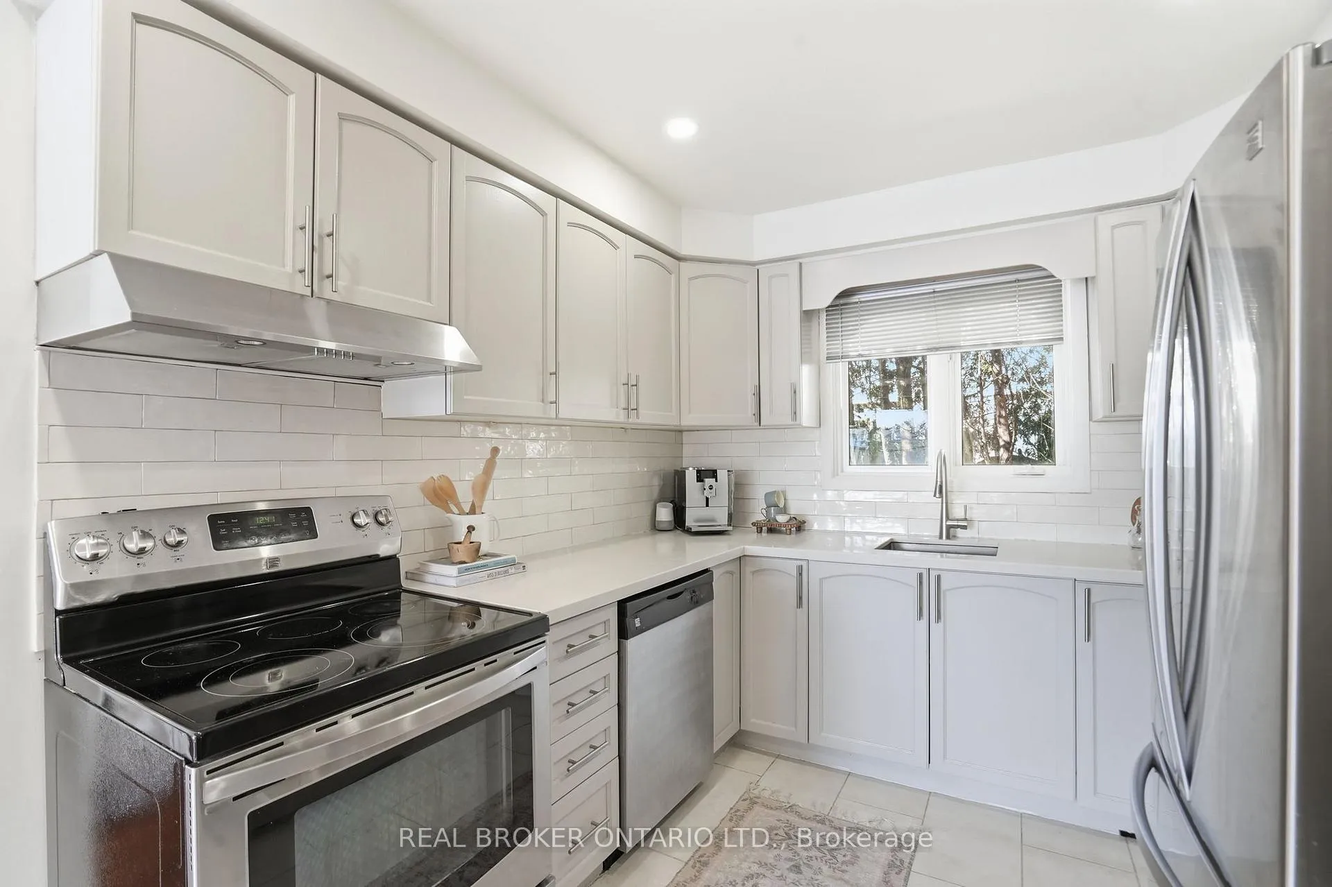 Photo 18 of 14 Basin Crescent, Hamilton, Berrisfield — HOMEH