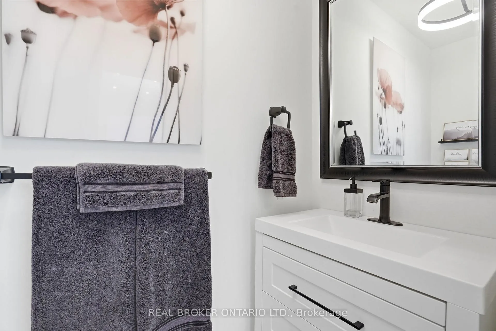 Photo 37 of 14 Basin Crescent, Hamilton, Berrisfield — HOMEH