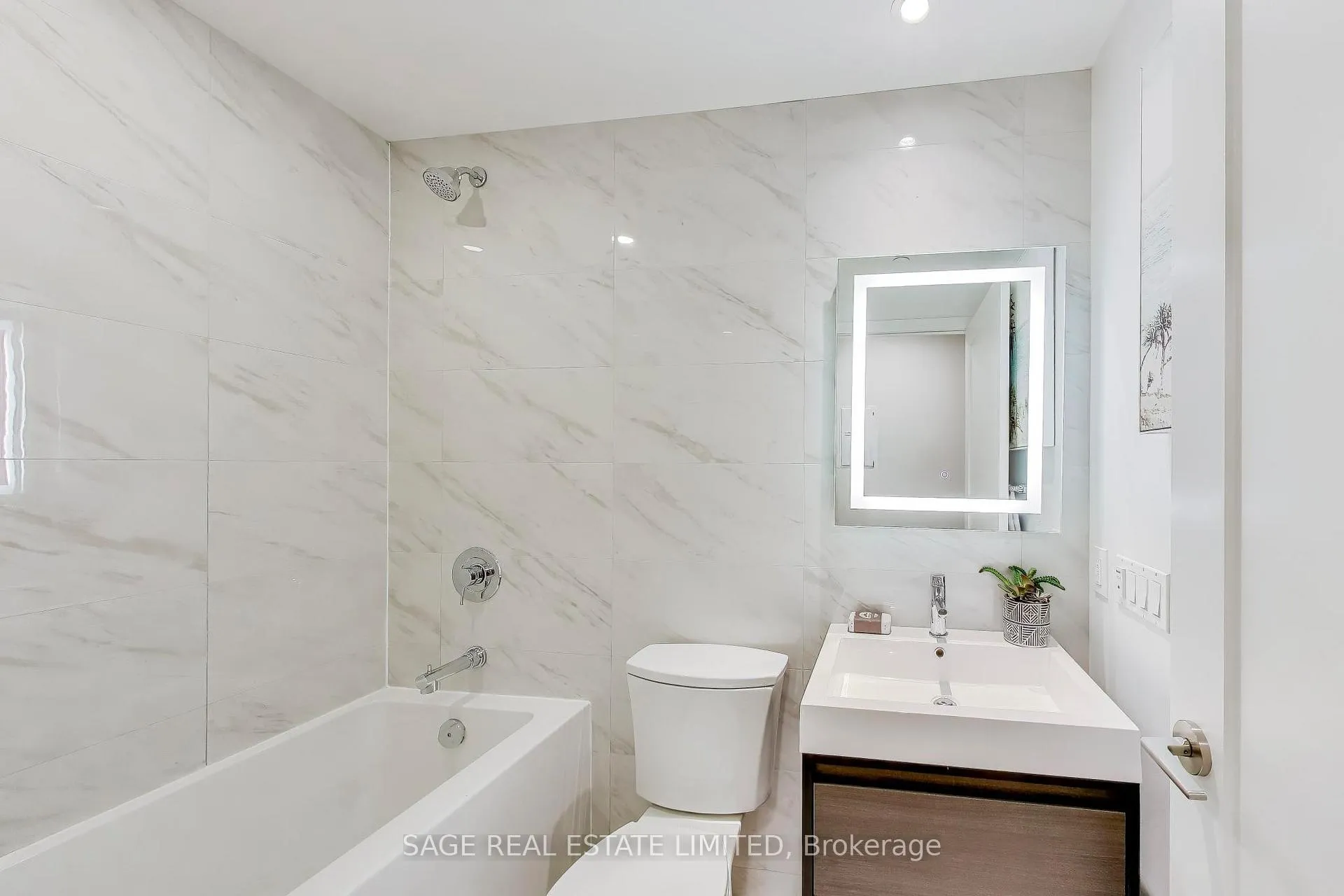 Photo 19 of Unit 535, 150 Logan Avenue, Toronto, South Riverdale — HOMEH