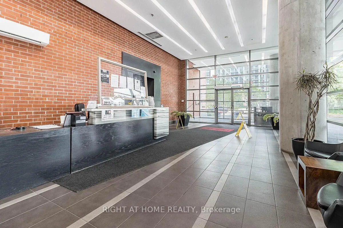 Photo 5 of Unit 2109, 38 Joe Shuster Way, Toronto, South Parkdale — HOMEH