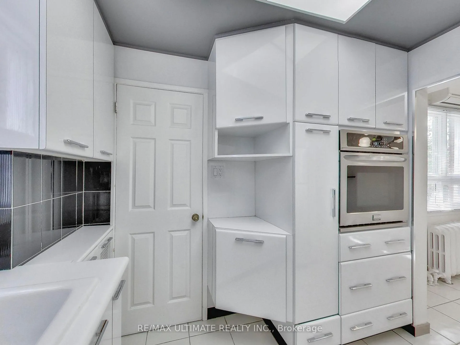 Photo 15 of Unit Main, 1652 Dufferin Street, Toronto, Corso Italia-Davenport — HOMEH