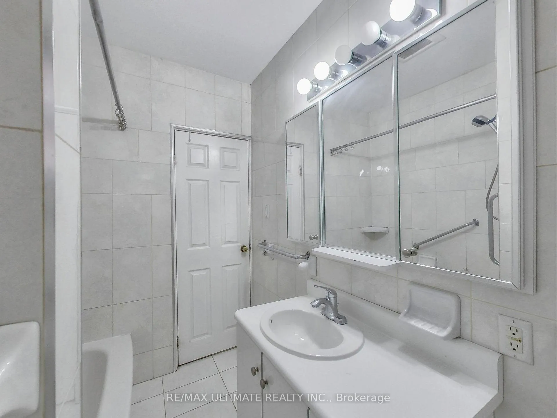 Photo 19 of Unit Main, 1652 Dufferin Street, Toronto, Corso Italia-Davenport — HOMEH