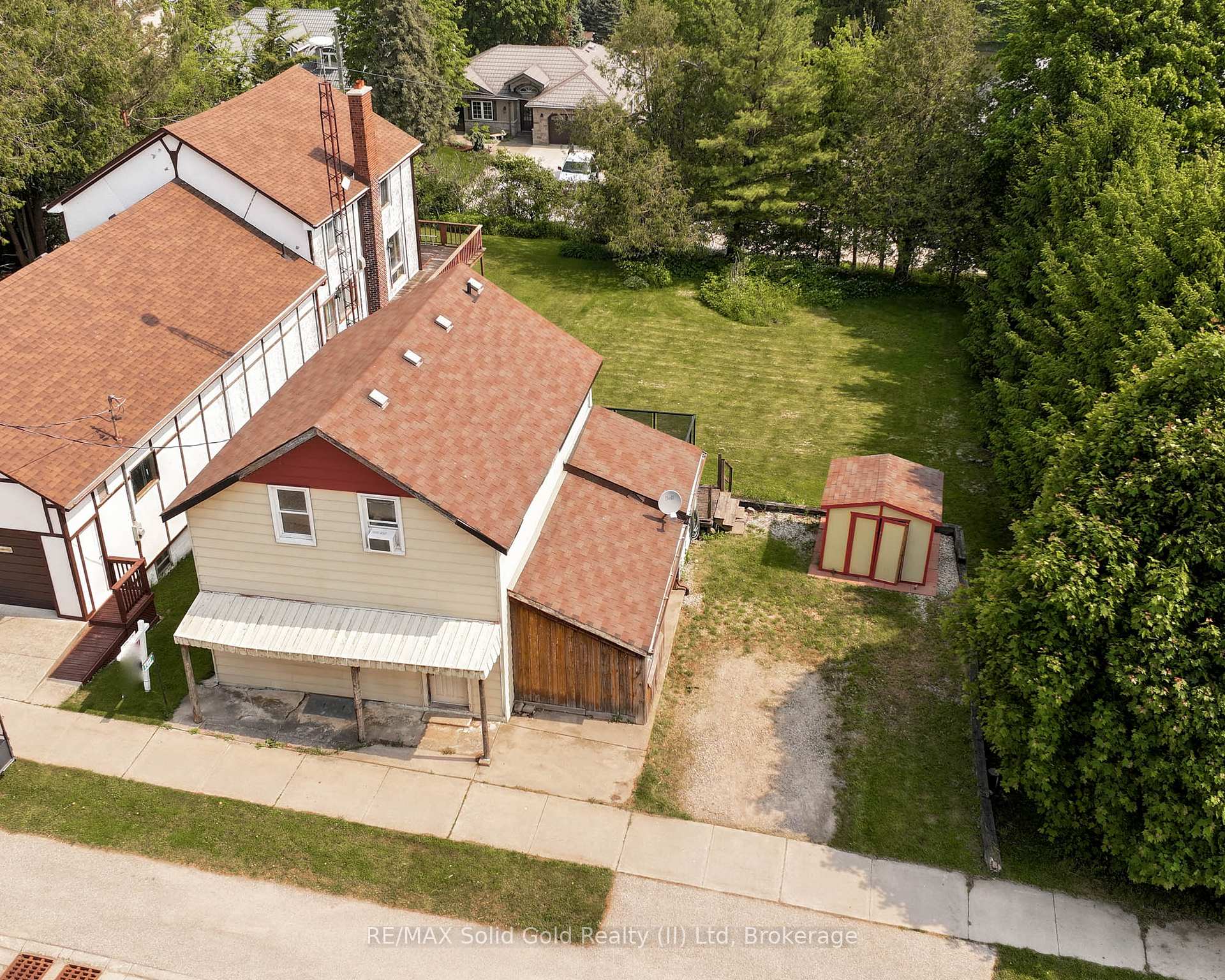 Photo 1 of 7811 Wellington 45 Road, Mapleton, Rural Mapleton — HOMEH