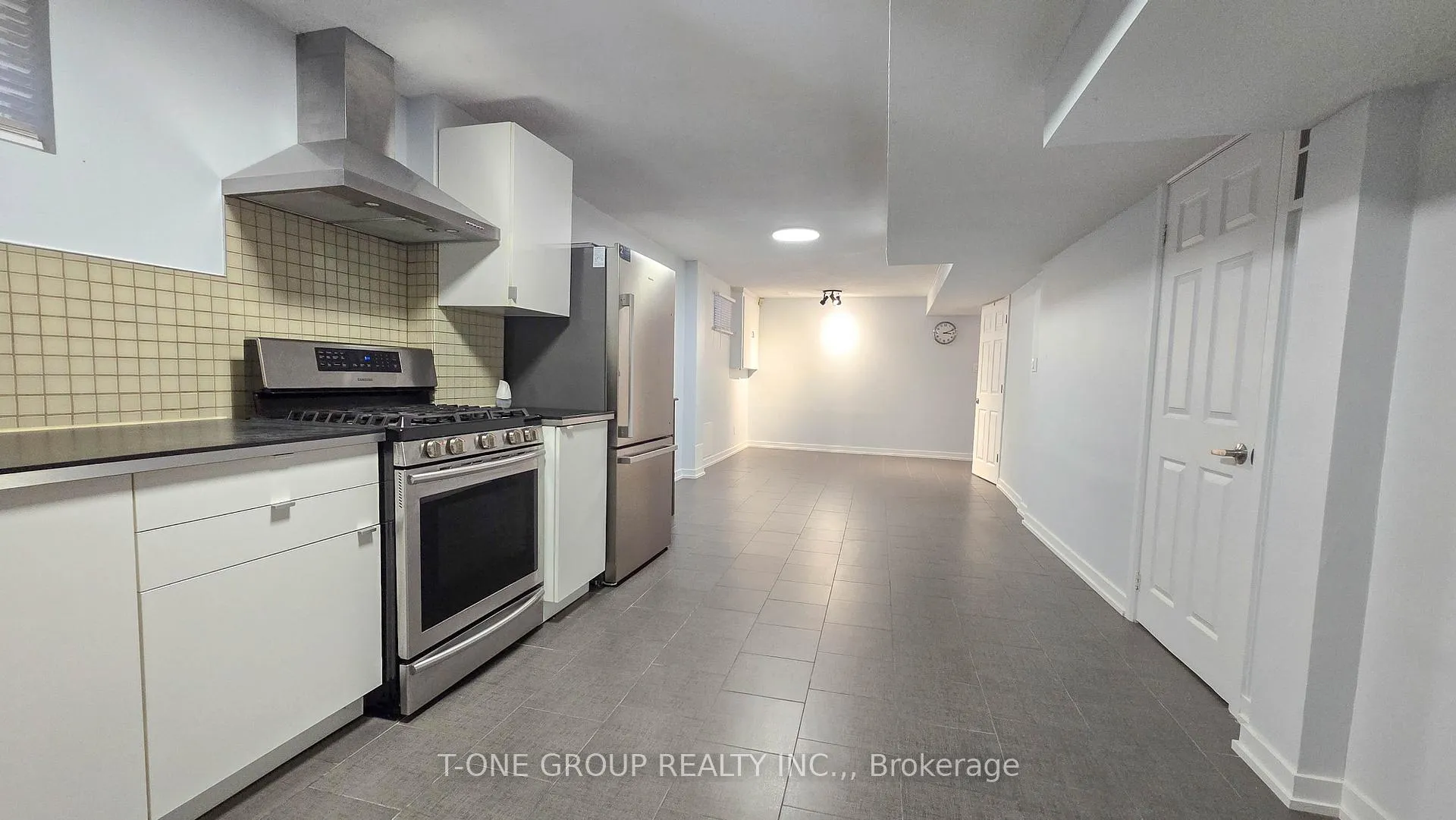 Photo 6 of Unit Bsmt, 49 Beatrice Way, Vaughan, East Woodbridge — HOMEH