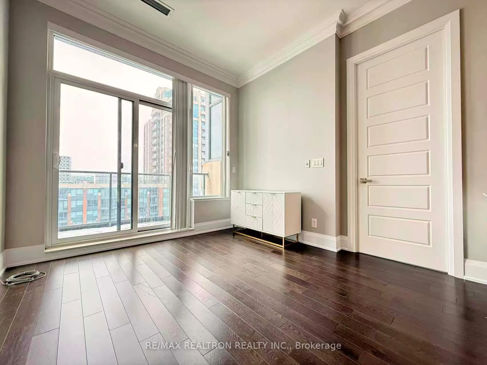 Photo 9 of Unit Ph18, 28 Uptown Drive, Markham, Unionville — HOMEH