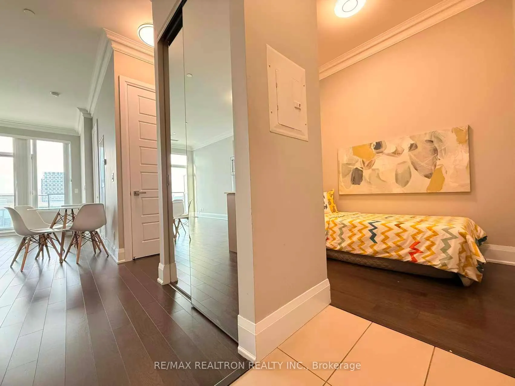 Photo 10 of Unit Ph18, 28 Uptown Drive, Markham, Unionville — HOMEH